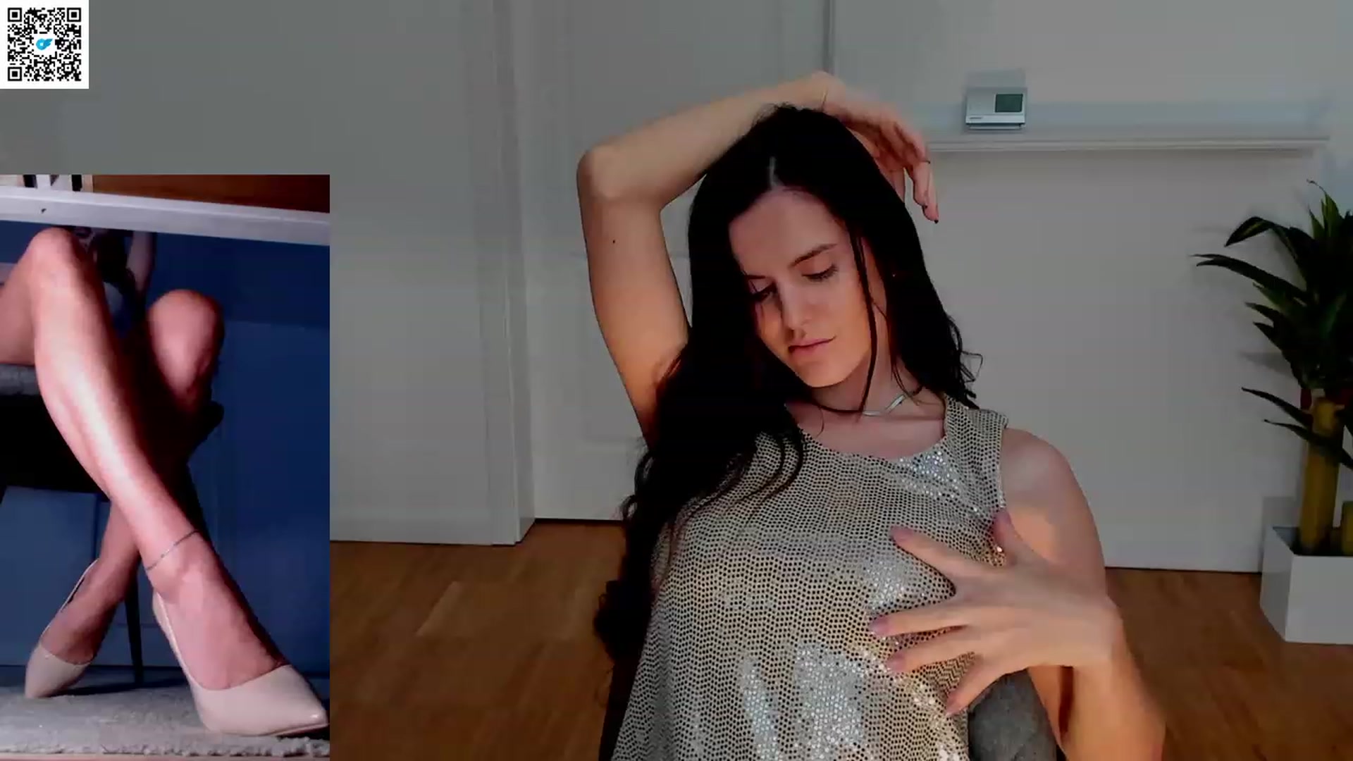 Gallery image thumbnail from LegswAttitude's myfreecams stream on, 05/13/2023, 19:23 image 14 of 20