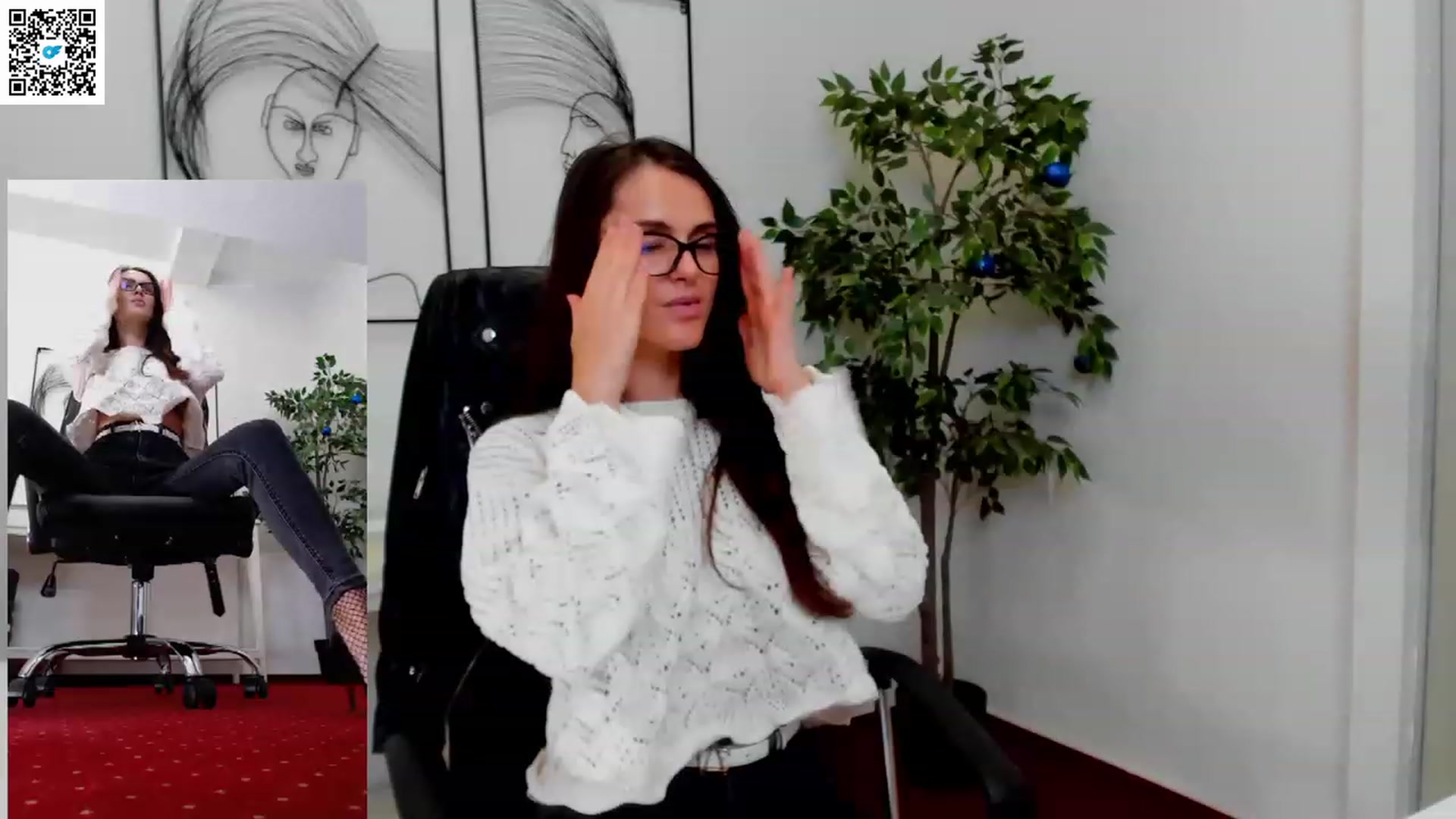 Gallery image thumbnail from LegswAttitude's myfreecams stream on, 05/19/2023, 12:19 image 16 of 20