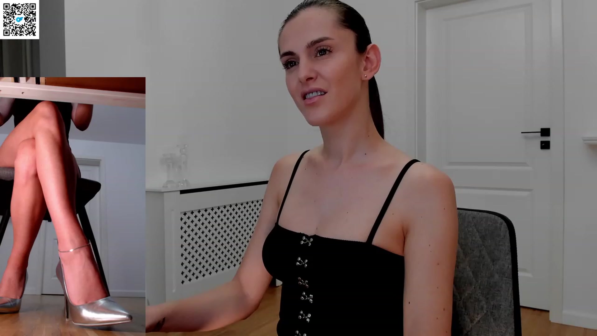 Gallery image thumbnail from LegswAttitude's myfreecams stream on, 05/21/2023, 17:52 image 8 of 20