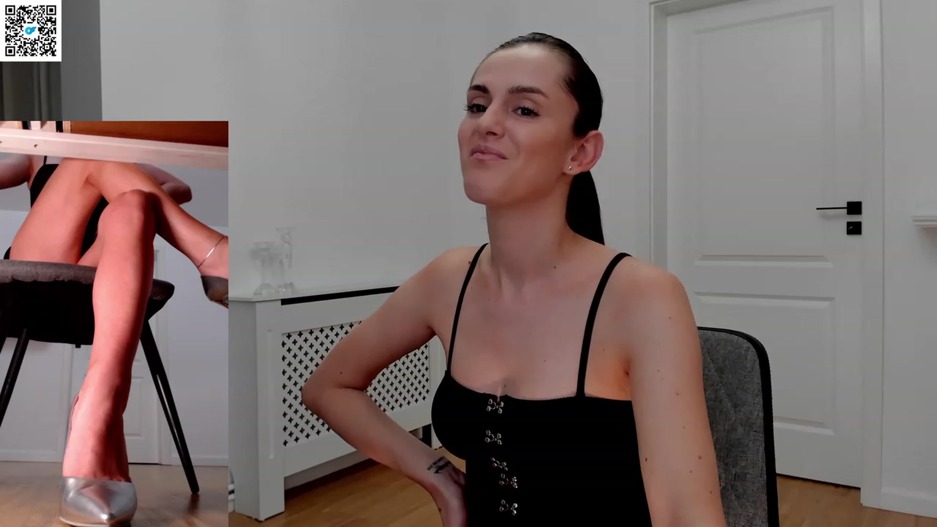 Gallery image thumbnail from LegswAttitude's myfreecams stream on, 05/21/2023, 17:52 image 1 of 20