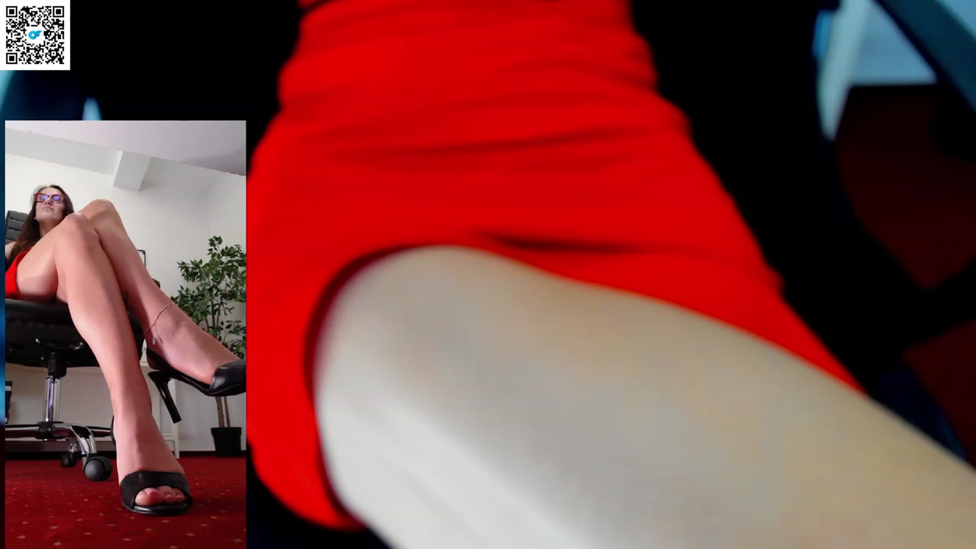 Gallery image thumbnail from LegswAttitude's myfreecams stream on, 05/23/2023, 12:52 image 12 of 20