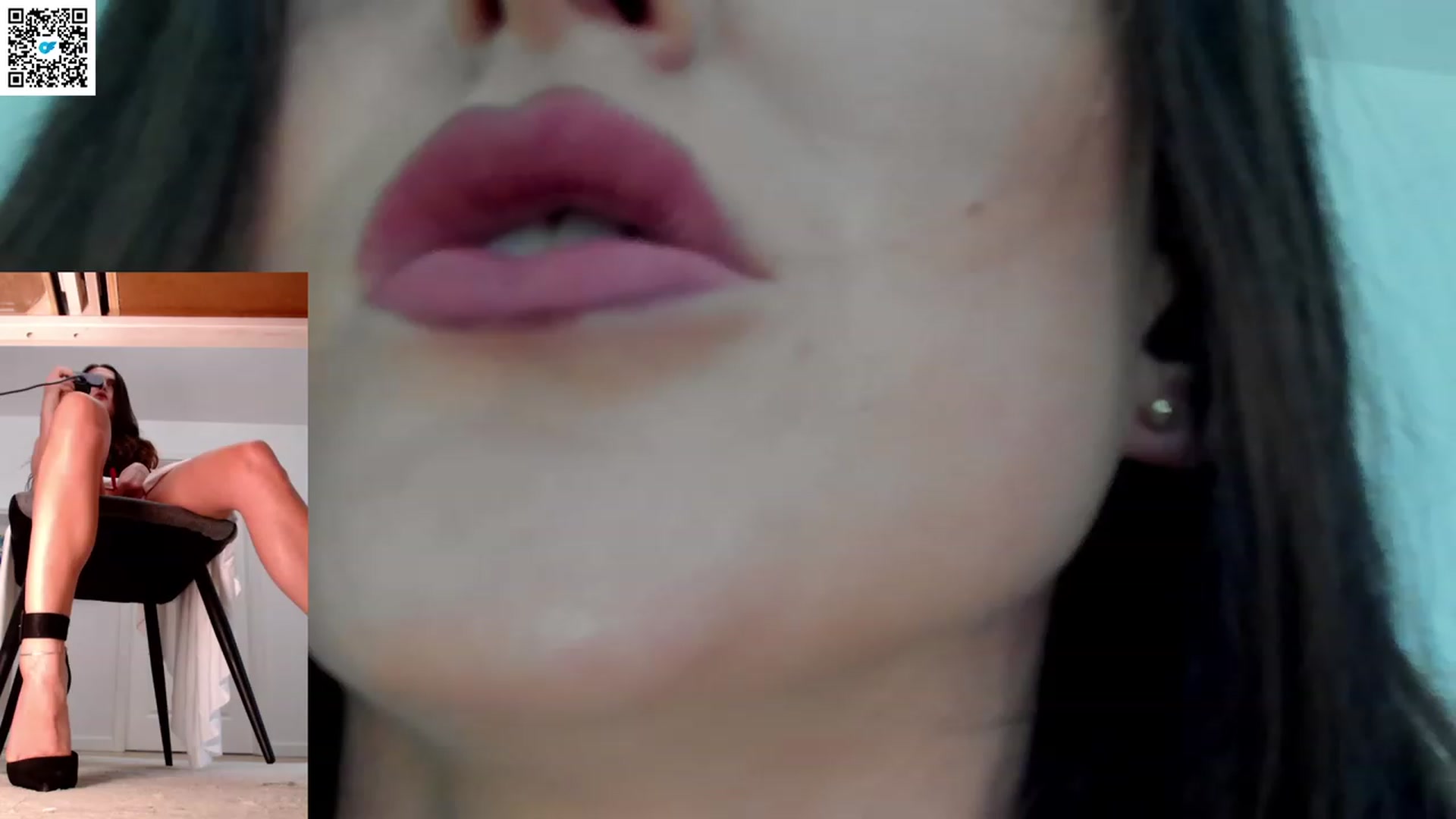 Gallery image thumbnail from LegswAttitude's myfreecams stream on, 05/31/2023, 12:04 image 6 of 20