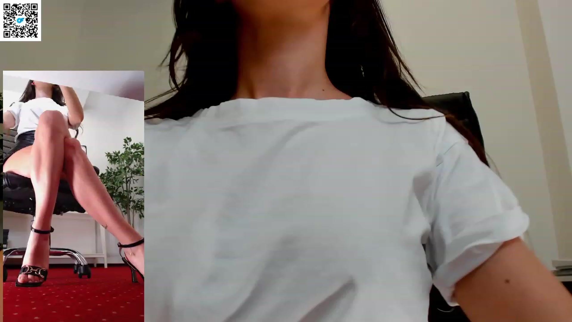 Gallery image thumbnail from LegswAttitude's myfreecams stream on, 06/09/2023, 15:35 image 5 of 20