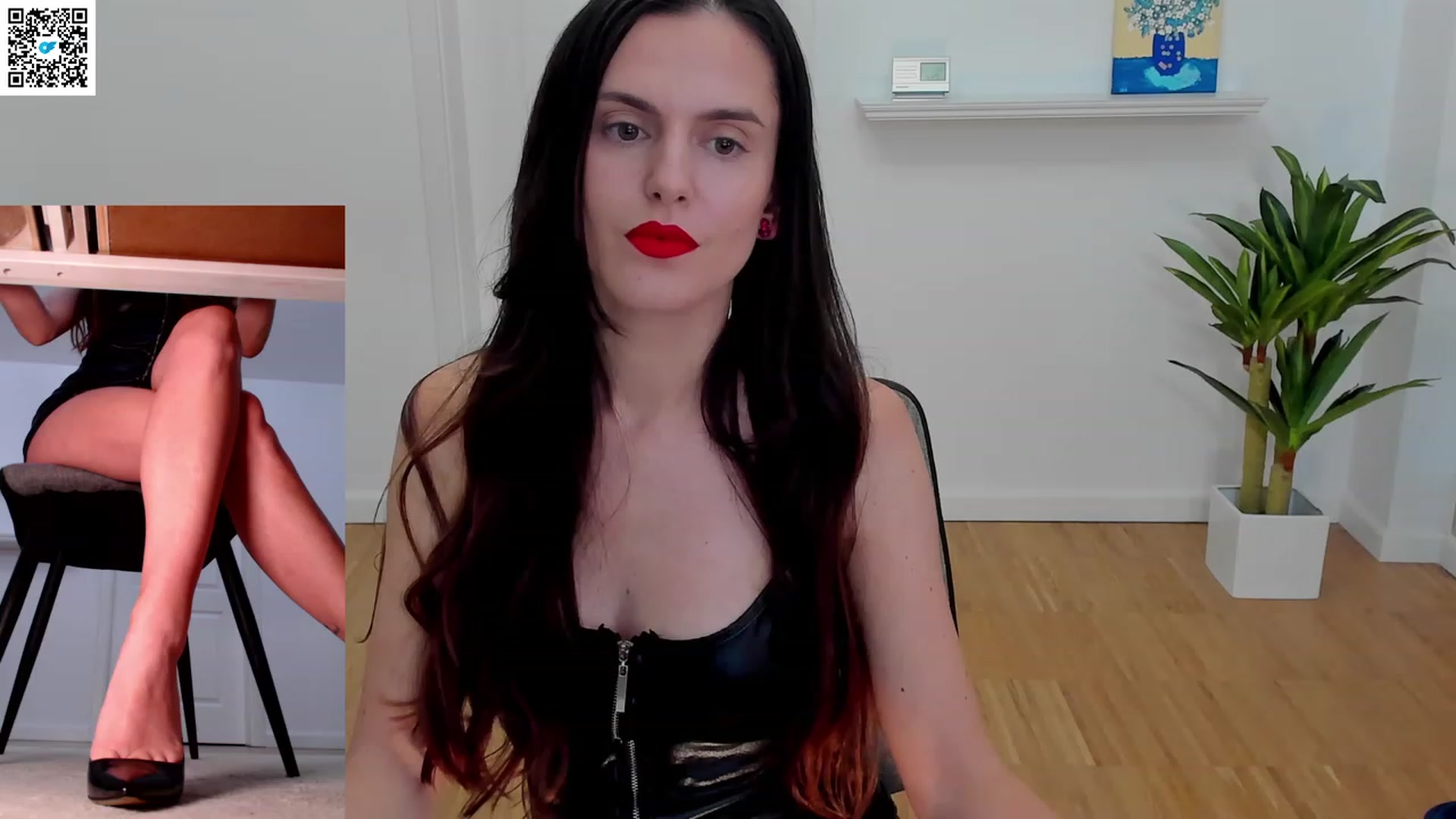 Gallery image thumbnail from LegswAttitude's myfreecams stream on, 06/10/2023, 19:05 image 6 of 20