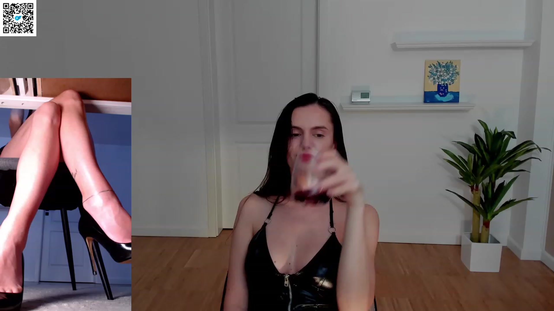 Gallery image thumbnail from LegswAttitude's myfreecams stream on, 06/10/2023, 20:54 image 19 of 20