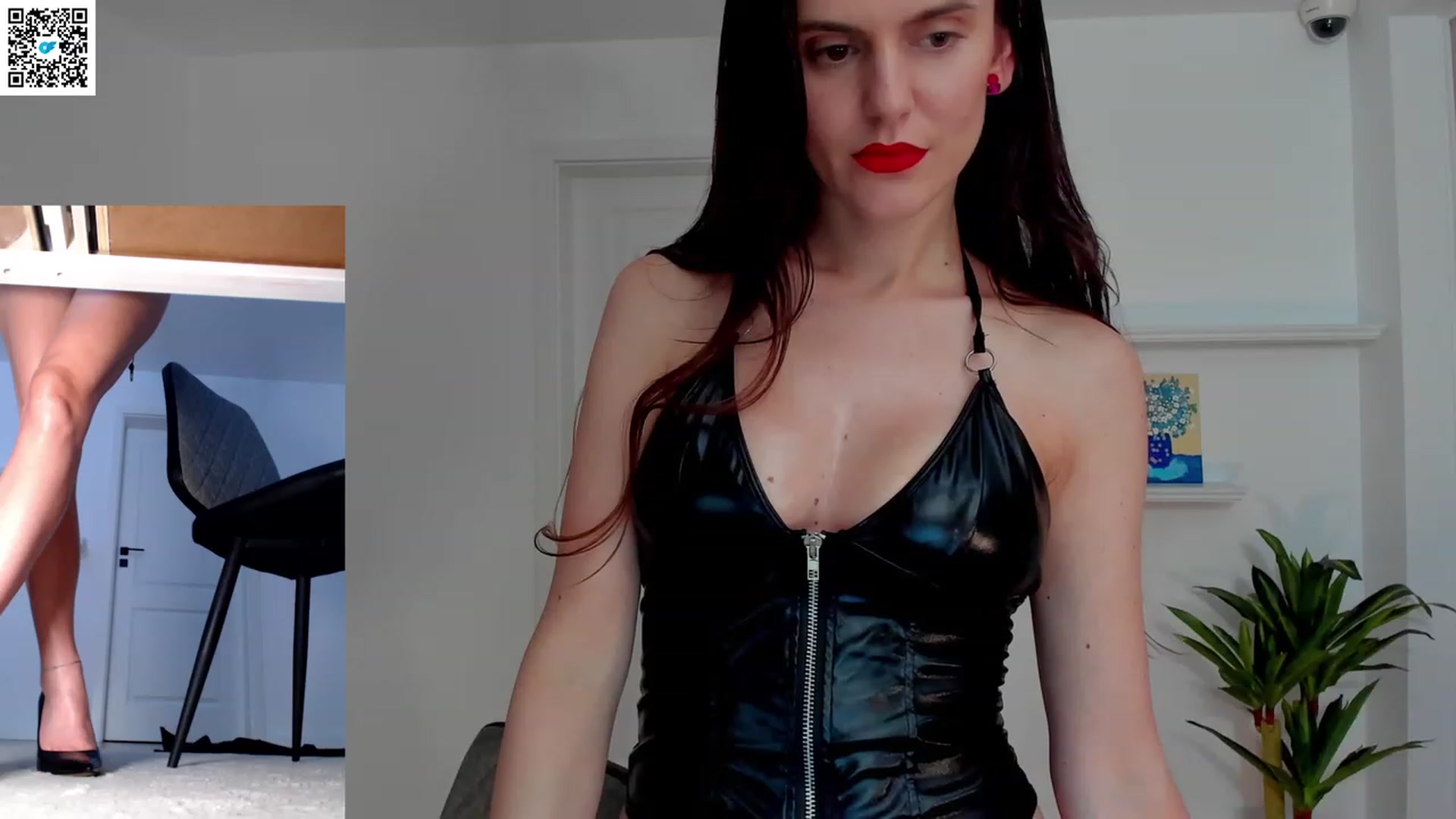 Gallery image thumbnail from LegswAttitude's myfreecams stream on, 06/10/2023, 20:54 image 14 of 20