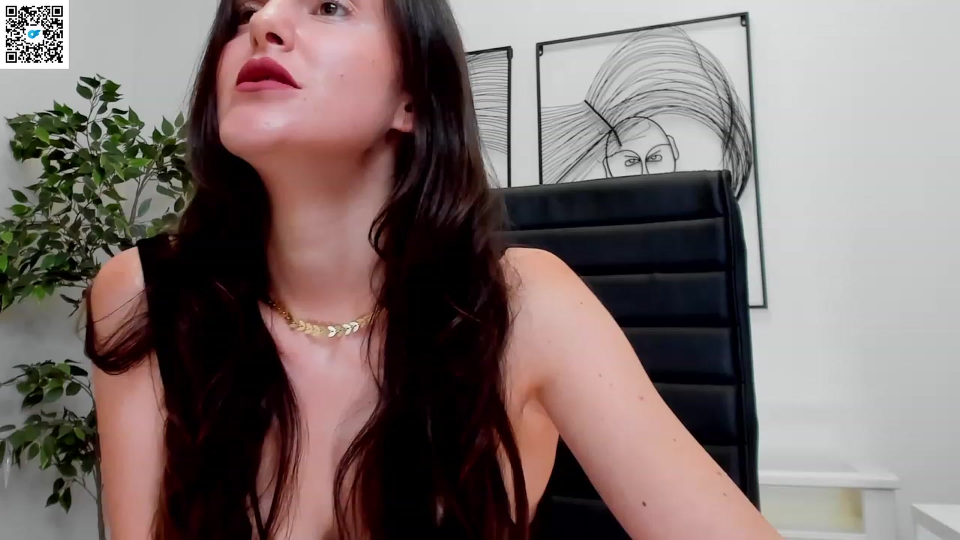 Gallery image thumbnail from LegswAttitude's myfreecams stream on, 06/12/2023, 11:33 image 4 of 20