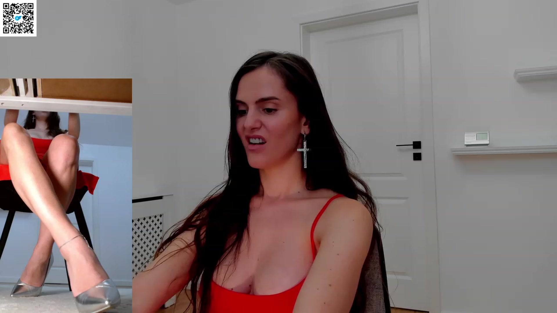 Gallery image thumbnail from LegswAttitude's myfreecams stream on, 06/13/2023, 14:00 image 14 of 20
