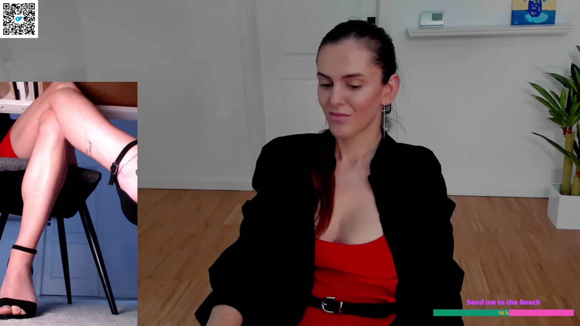Gallery image thumbnail from LegswAttitude's myfreecams stream on, 06/15/2023, 10:03 image 5 of 20