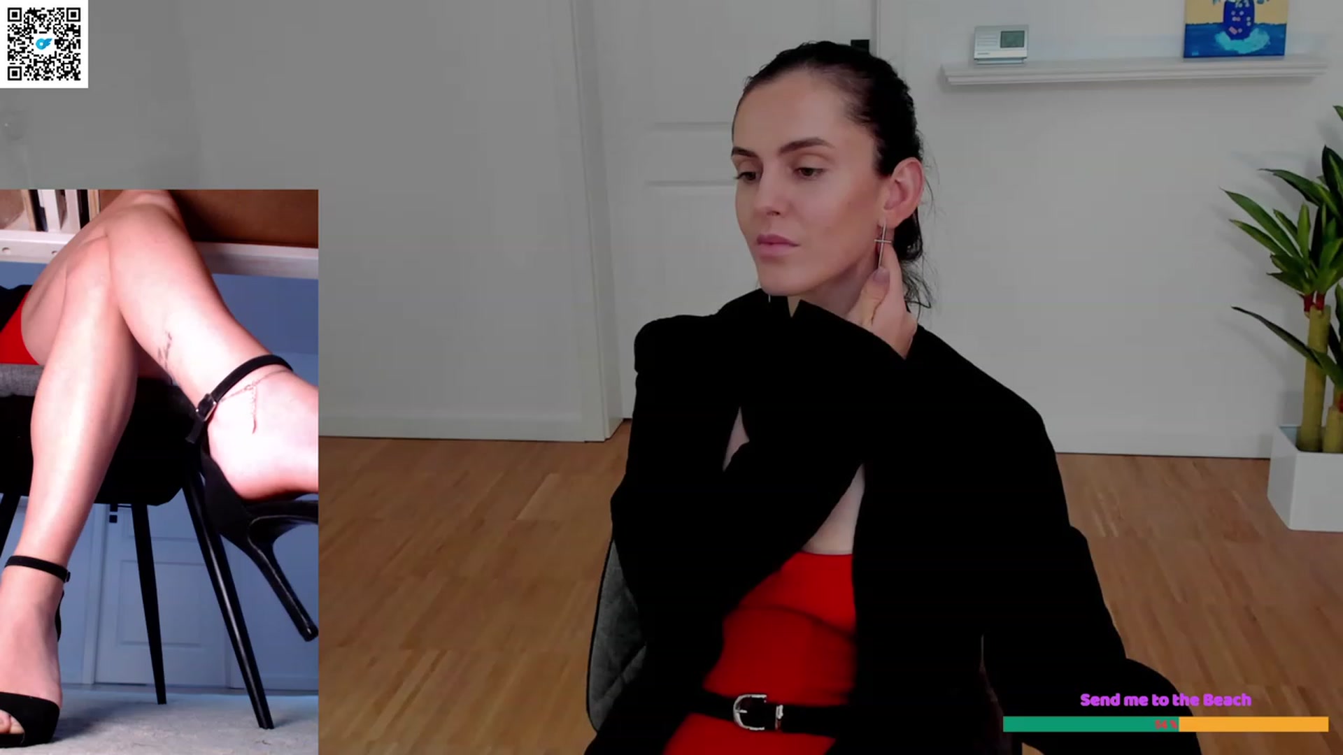 Gallery image thumbnail from LegswAttitude's myfreecams stream on, 06/15/2023, 10:03 image 8 of 20