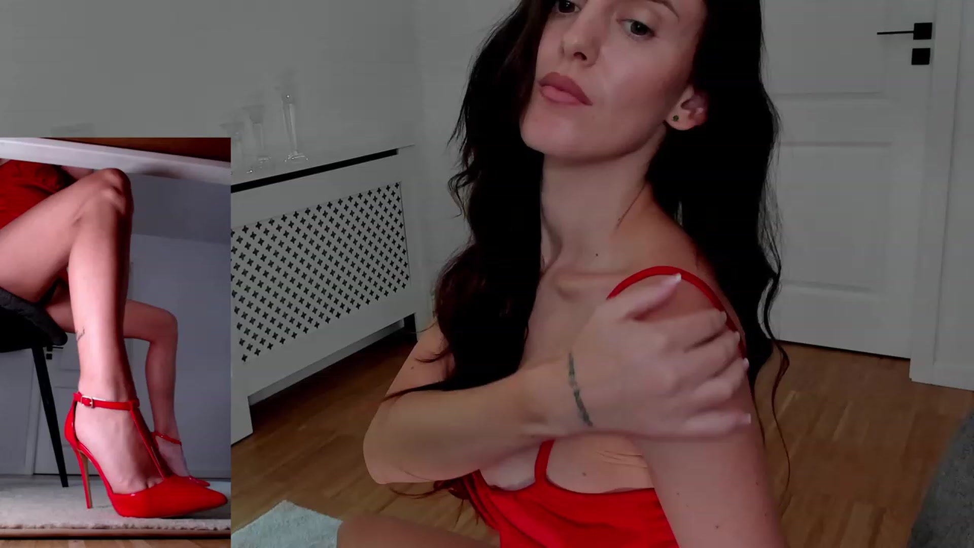 Gallery image thumbnail from LegswAttitude's myfreecams stream on, 06/30/2023, 11:37 image 2 of 20