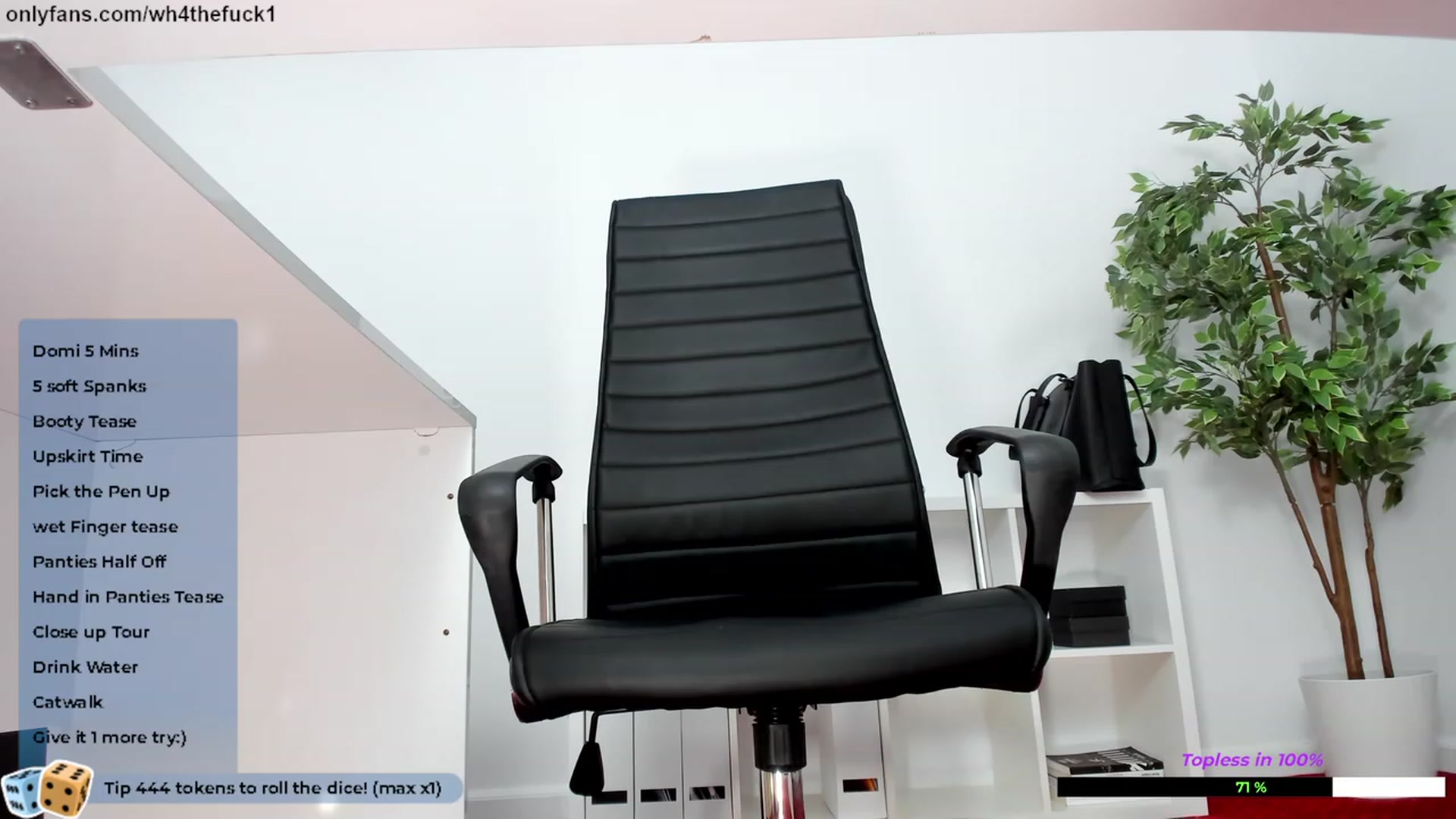 Gallery image thumbnail from LegswAttitude's myfreecams stream on, 07/06/2023, 12:50 image 3 of 20