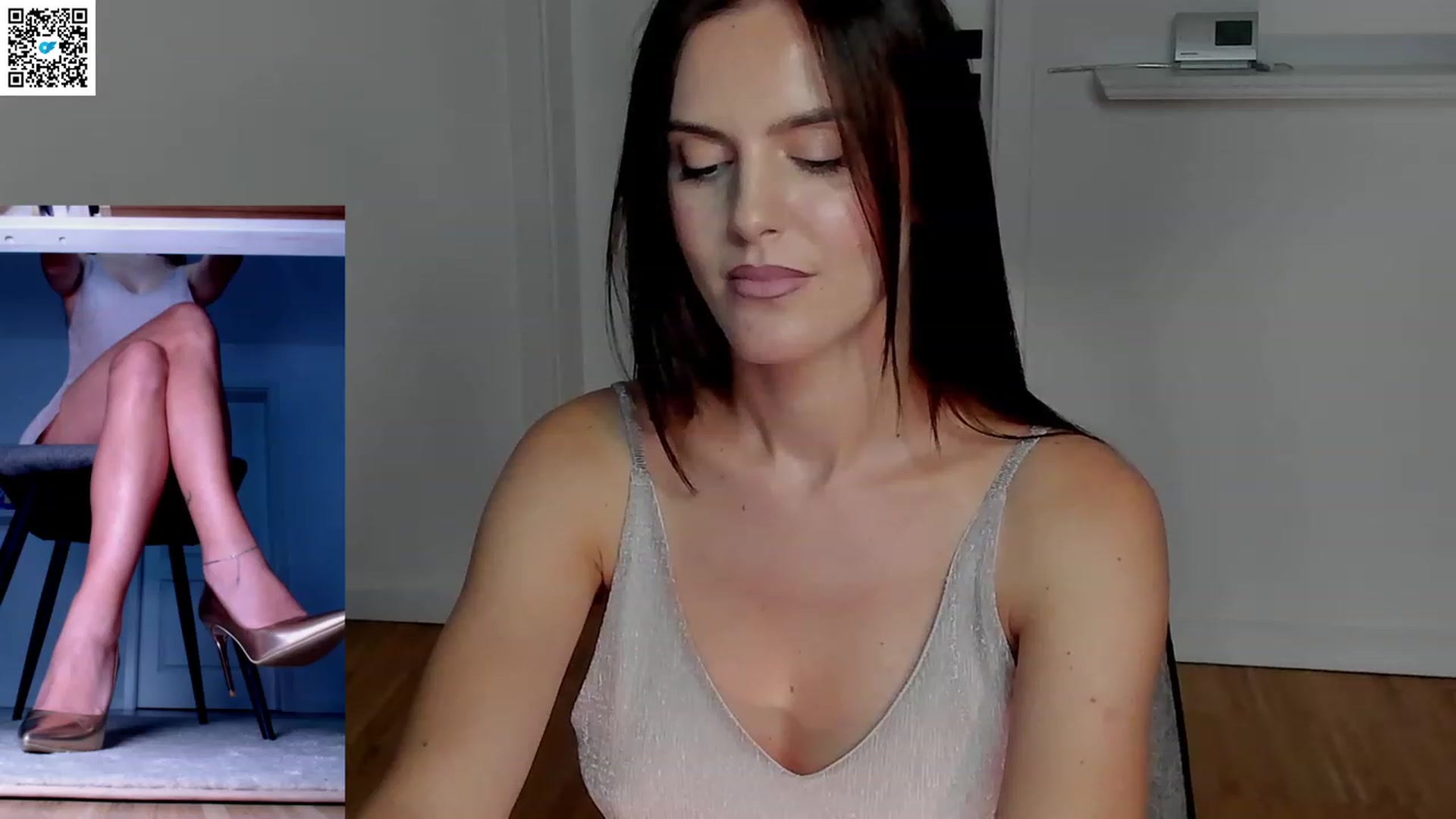 Gallery image thumbnail from LegswAttitude's myfreecams stream on, 07/08/2023, 18:22 image 11 of 20