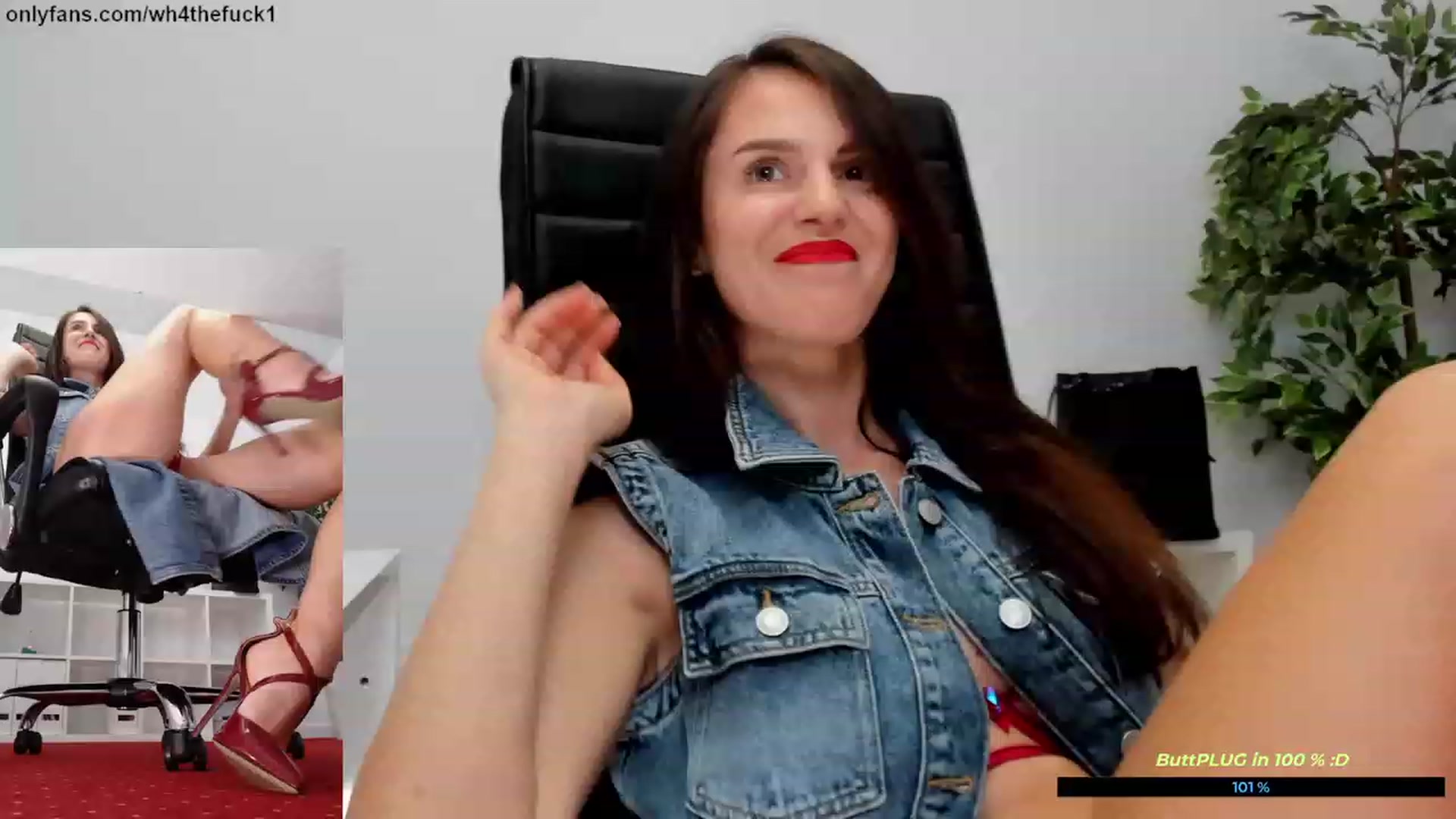 Gallery image thumbnail from LegswAttitude's myfreecams stream on, 07/11/2023, 14:09 image 3 of 20