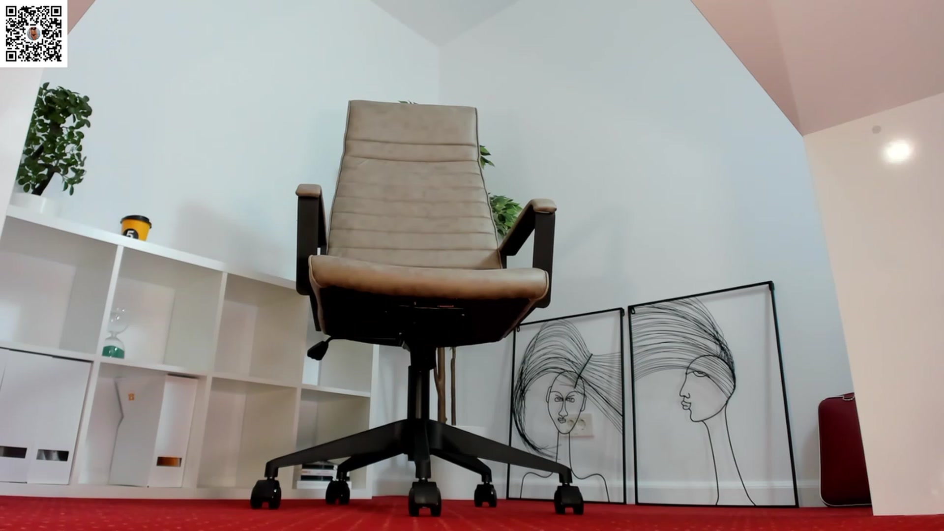 Gallery image thumbnail from LegswAttitude's myfreecams stream on, 09/18/2023, 11:03 image 2 of 20