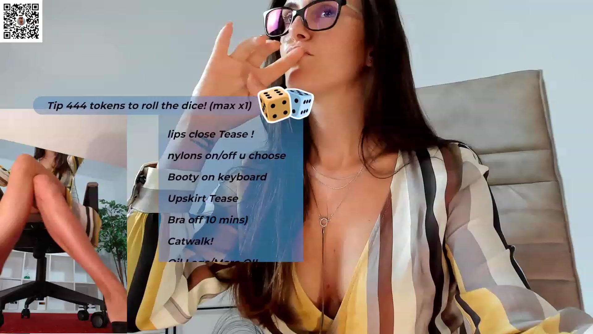 Gallery image thumbnail from LegswAttitude's myfreecams stream on, 09/18/2023, 11:03 image 17 of 20
