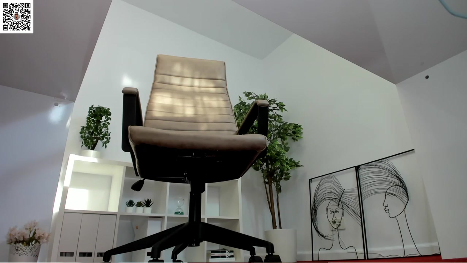 Gallery image thumbnail from LegswAttitude's myfreecams stream on, 09/26/2023, 07:36 image 1 of 20