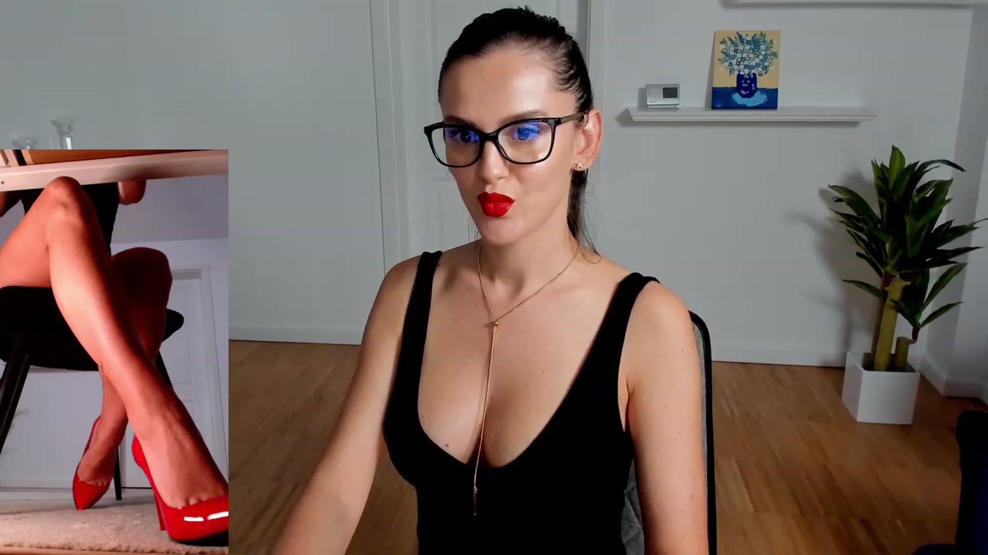Gallery image thumbnail from LegswAttitude's myfreecams stream on, 10/22/2023, 17:24 image 2 of 20