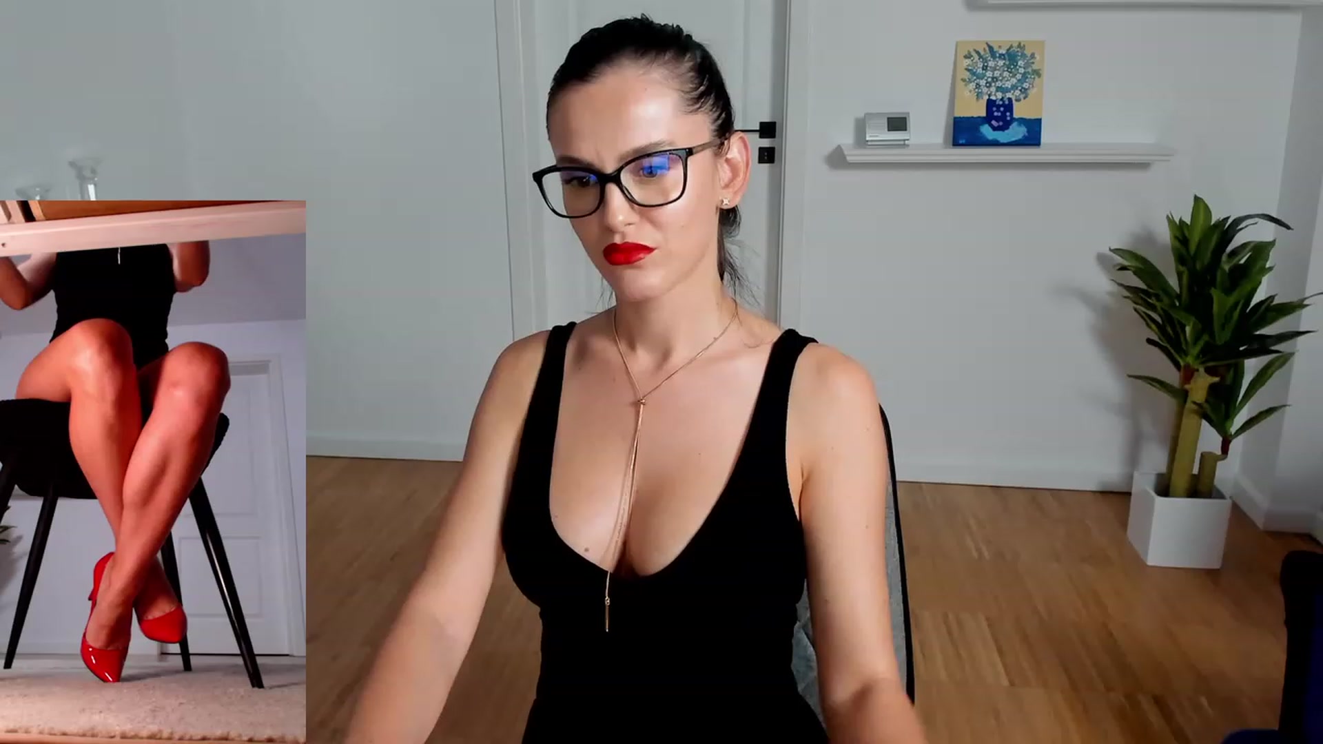 Gallery image thumbnail from LegswAttitude's myfreecams stream on, 10/22/2023, 17:24 image 6 of 20