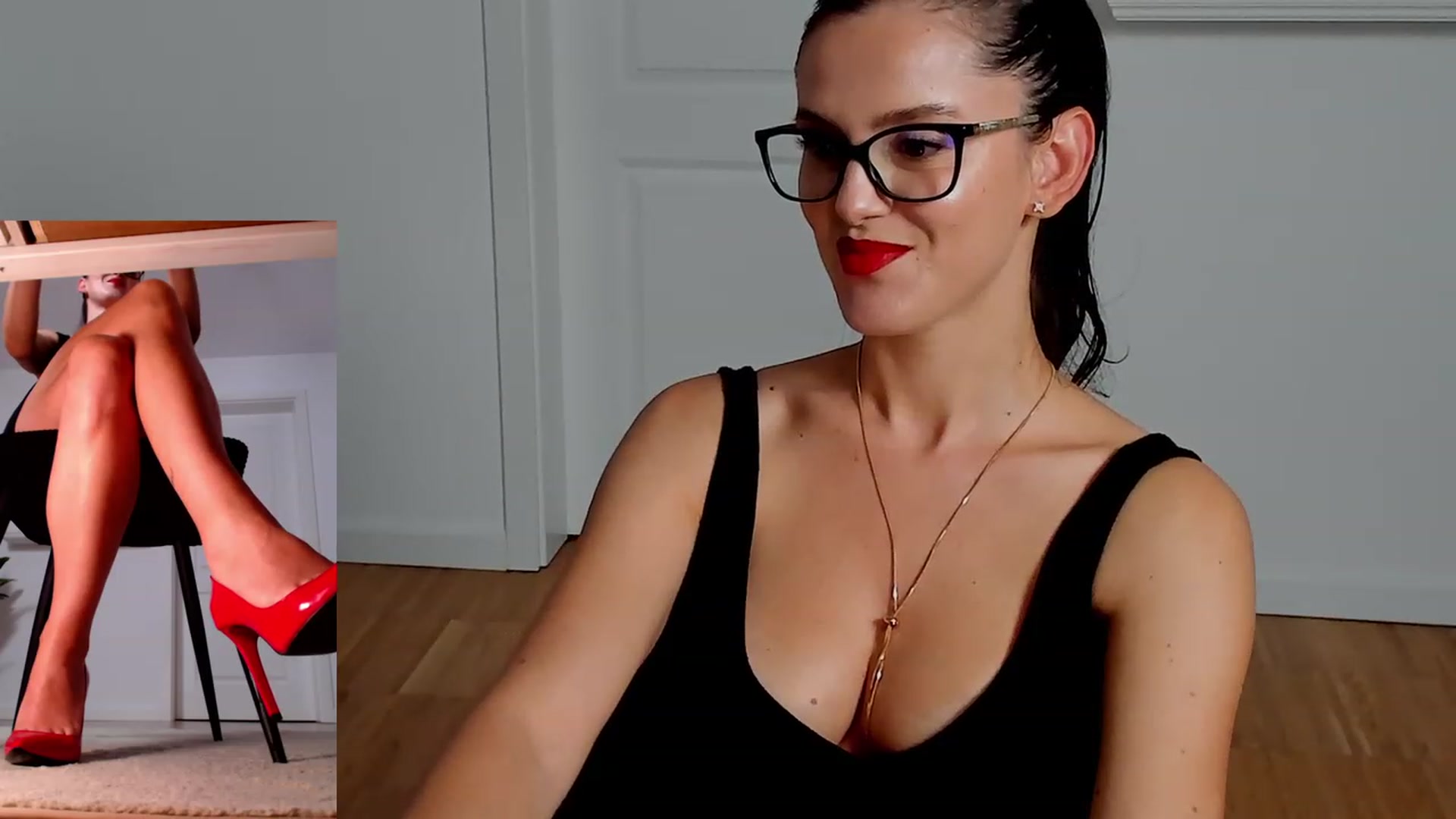 Gallery image thumbnail from LegswAttitude's myfreecams stream on, 10/22/2023, 19:05 image 5 of 20