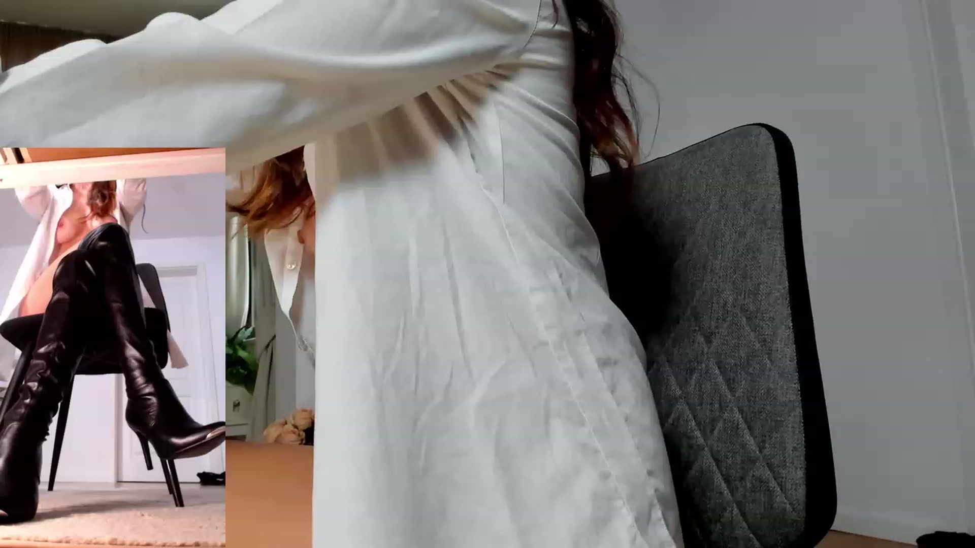 Gallery image thumbnail from LegswAttitude's myfreecams stream on, 10/23/2023, 13:11 image 11 of 20
