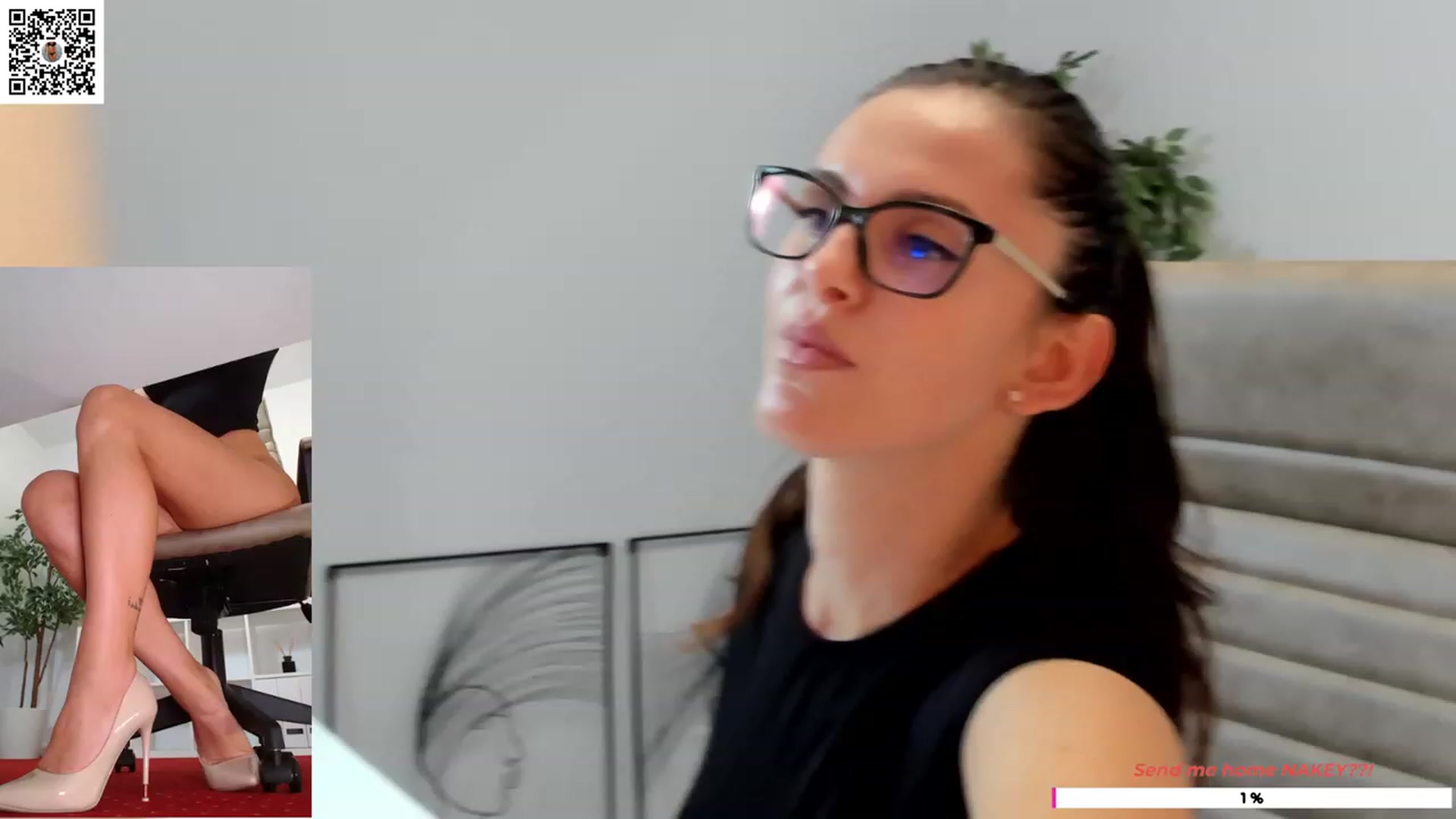 Gallery image thumbnail from LegswAttitude's myfreecams stream on, 10/25/2023, 12:16 image 19 of 20