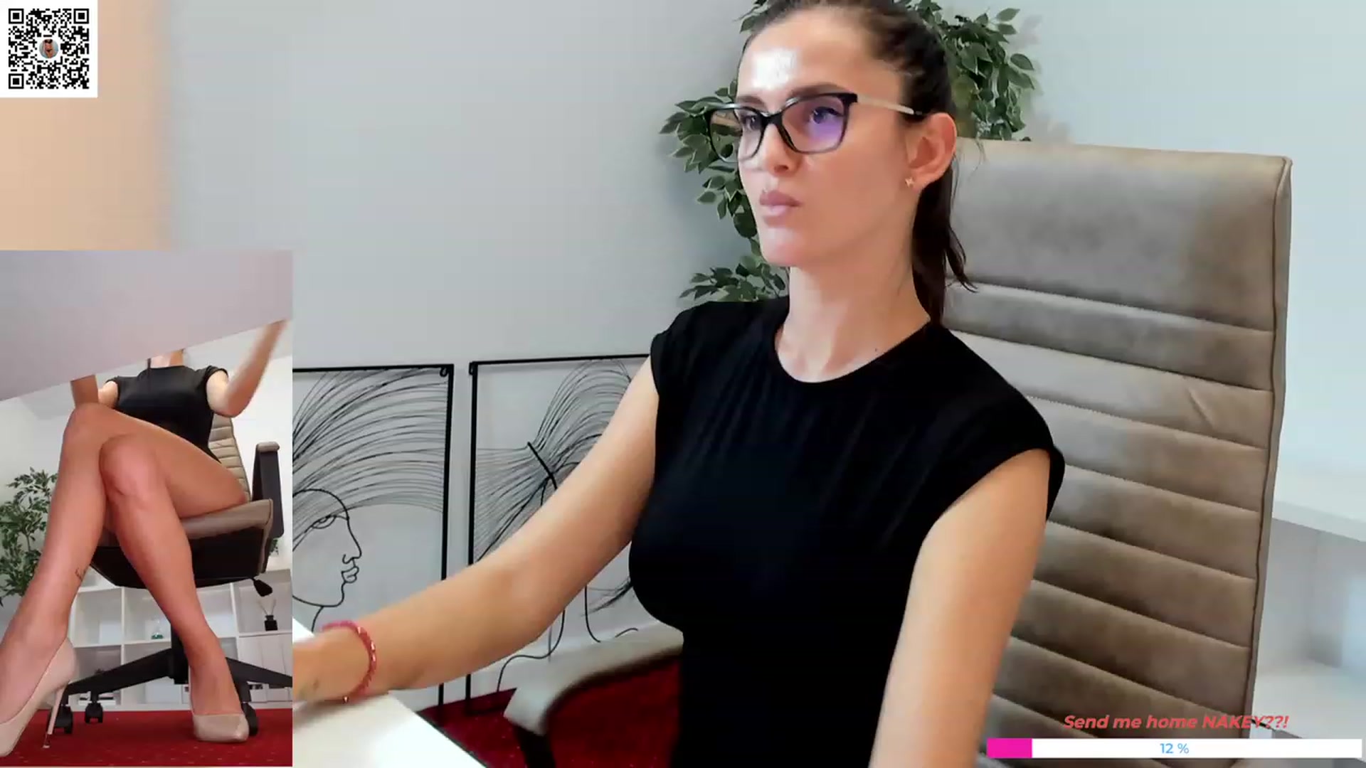 Gallery image thumbnail from LegswAttitude's myfreecams stream on, 10/25/2023, 12:52 image 4 of 20