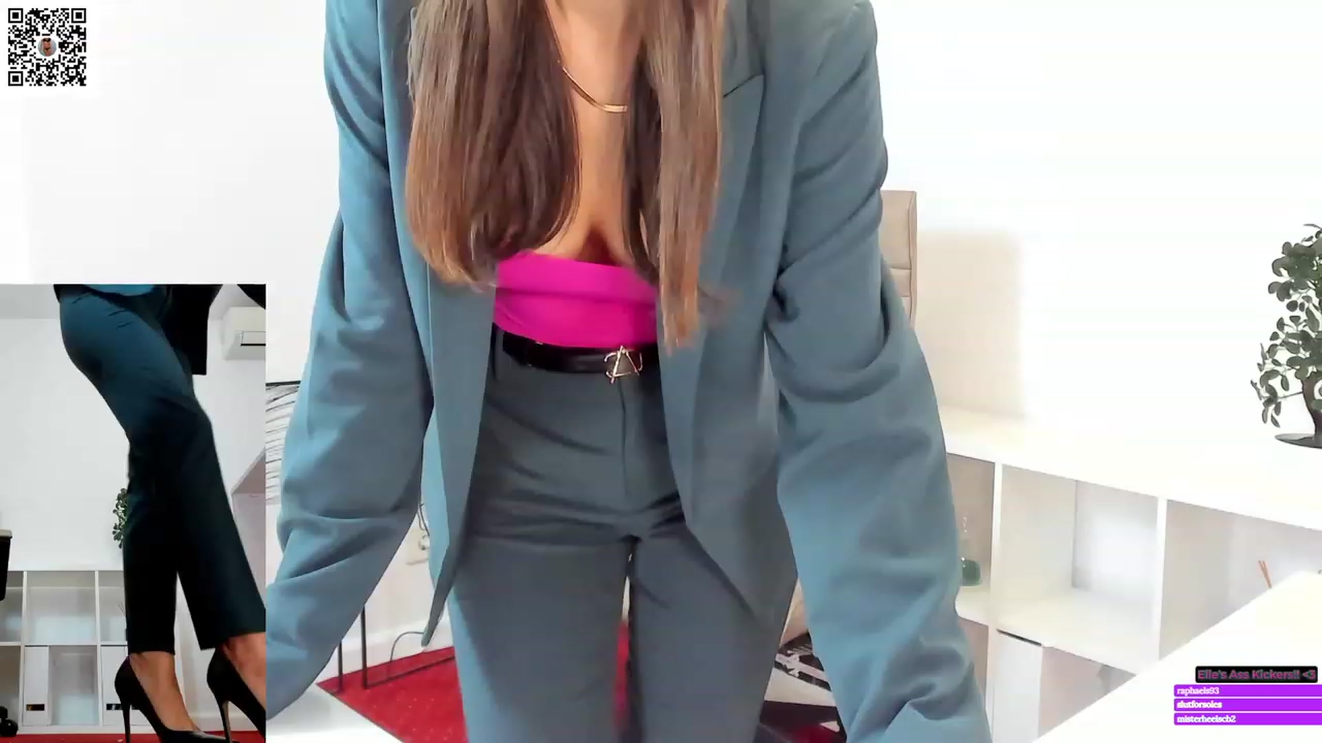 Gallery image thumbnail from LegswAttitude's myfreecams stream on, 11/14/2023, 08:45 image 4 of 20