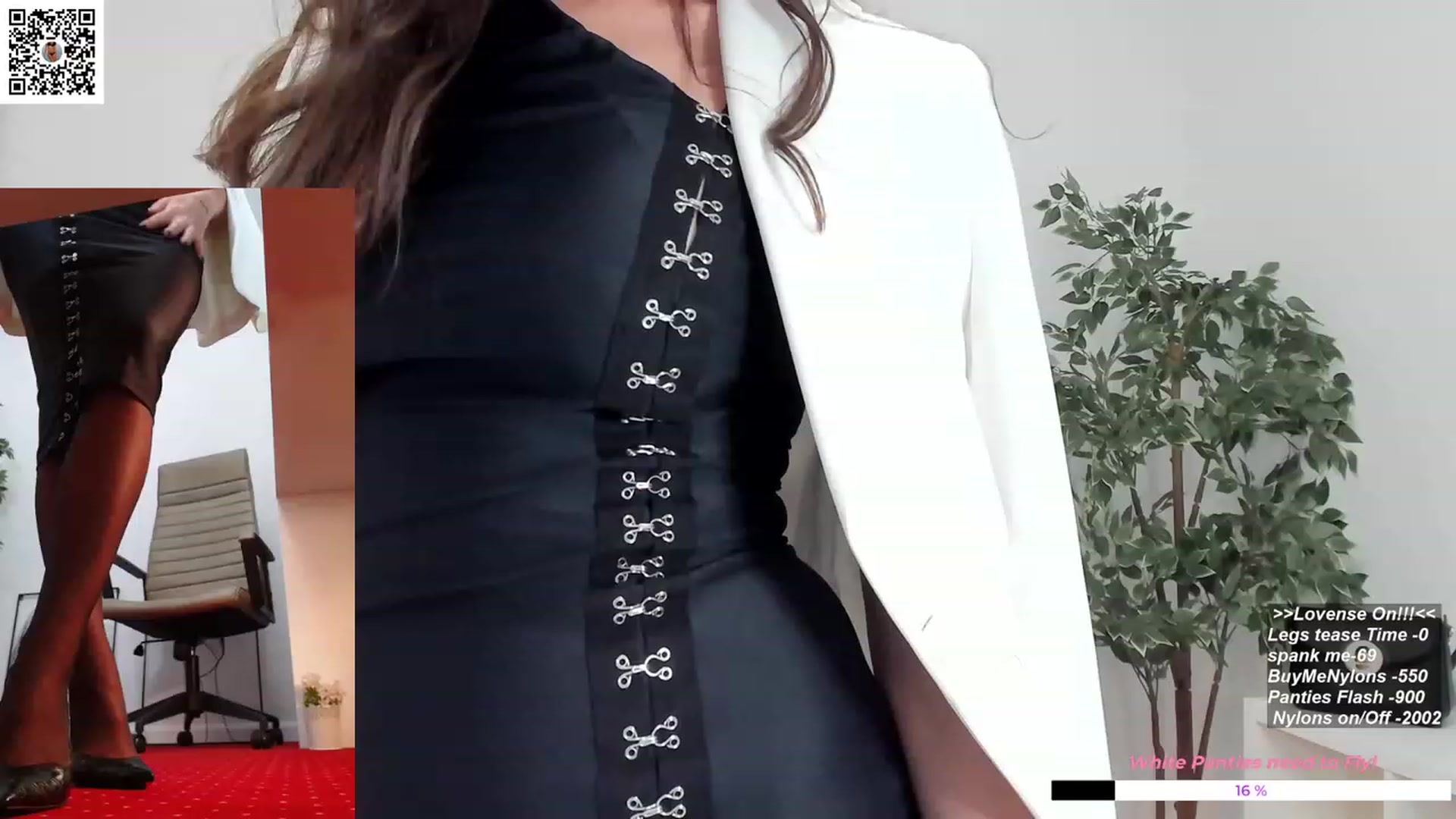 Gallery image thumbnail from LegswAttitude's myfreecams stream on, 11/22/2023, 12:20 image 5 of 20