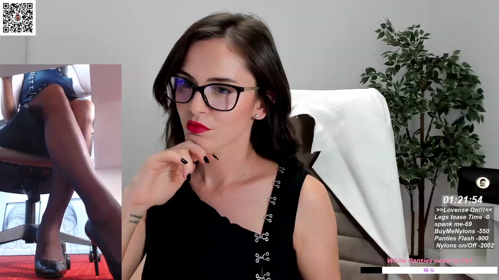 Gallery image thumbnail from LegswAttitude's myfreecams stream on, 11/22/2023, 13:22 image 1 of 20