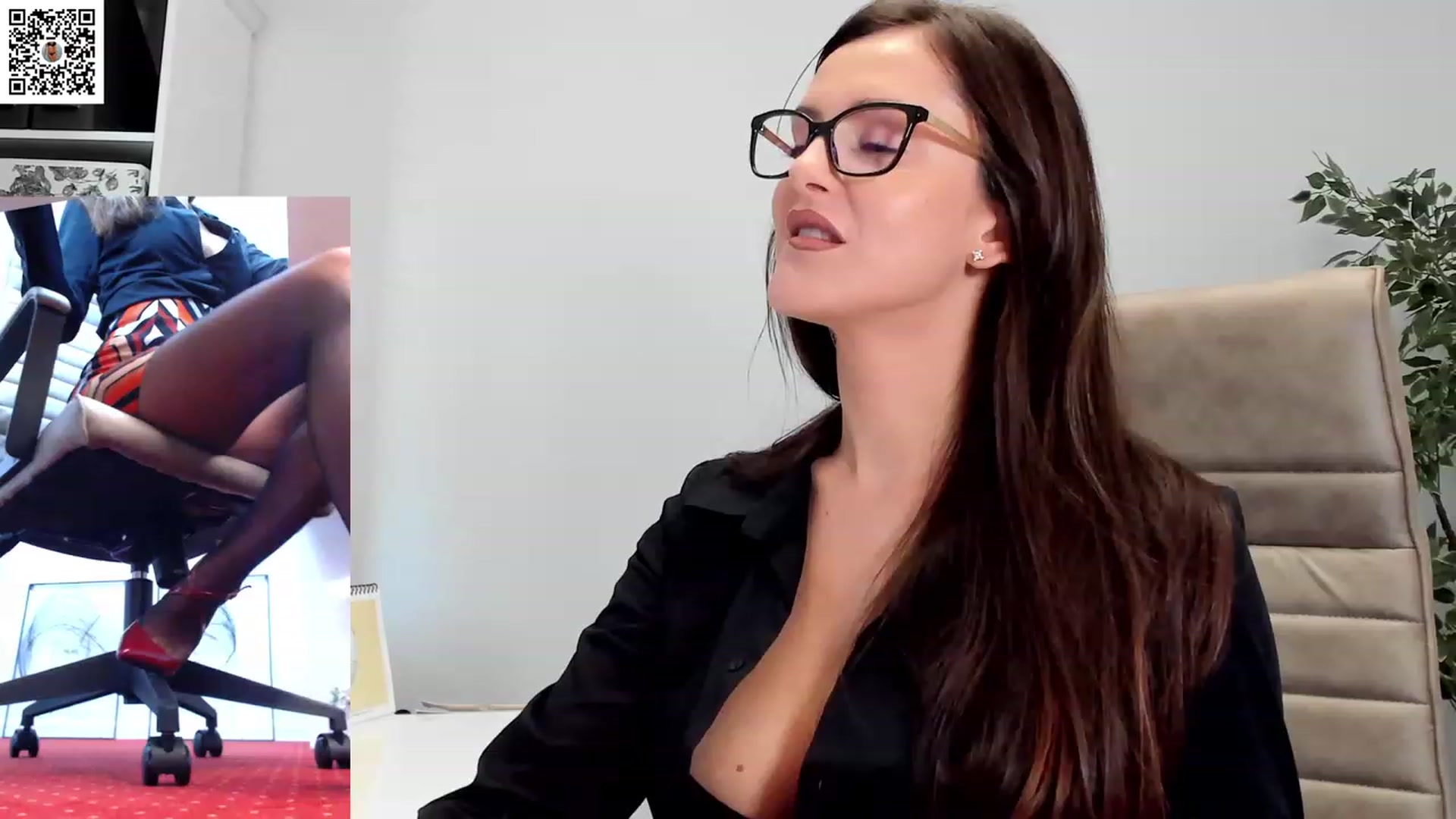 Gallery image thumbnail from LegswAttitude's myfreecams stream on, 11/29/2023, 09:33 image 20 of 20