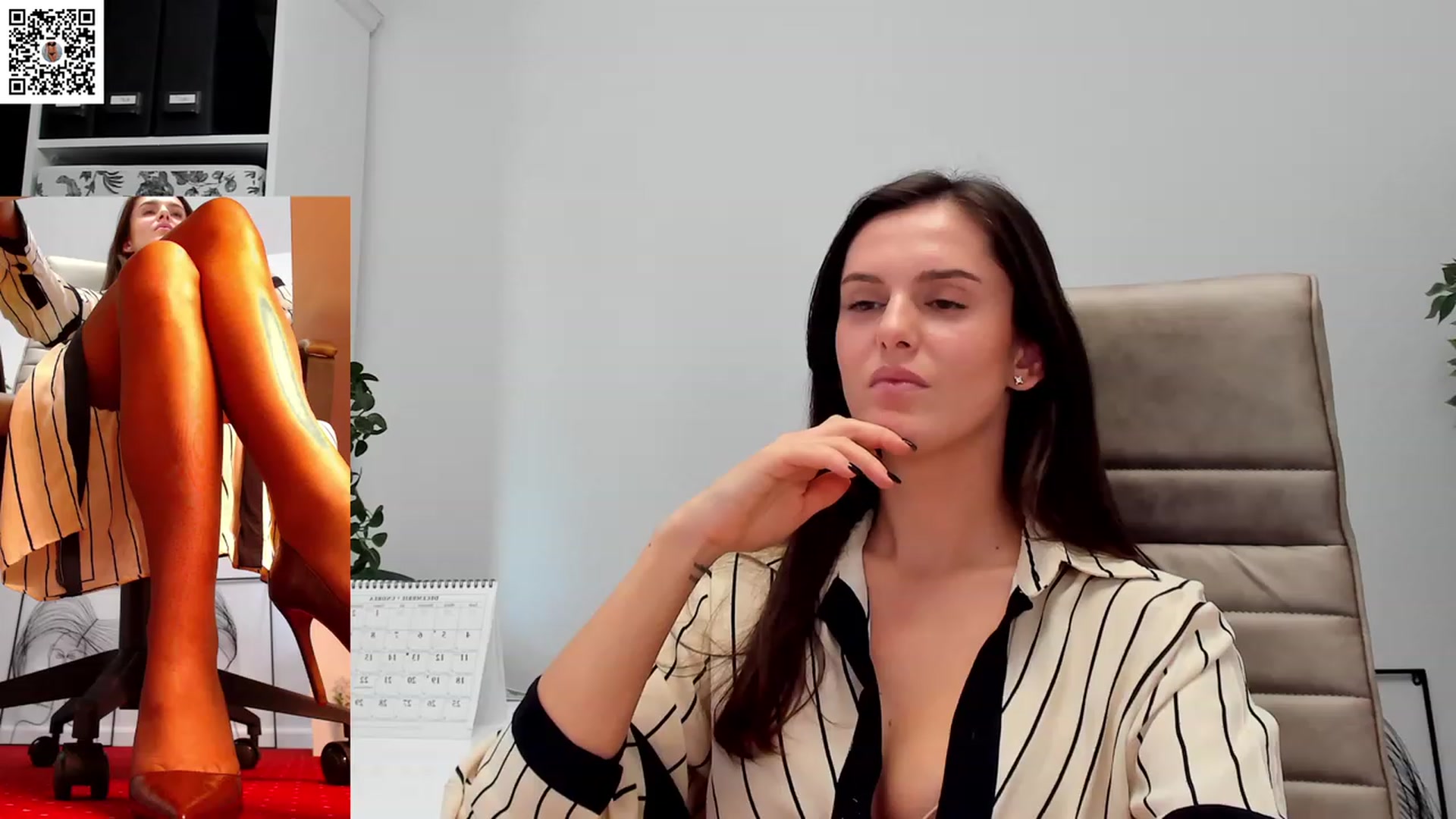 Gallery image thumbnail from LegswAttitude's myfreecams stream on, 12/04/2023, 12:01 image 3 of 20