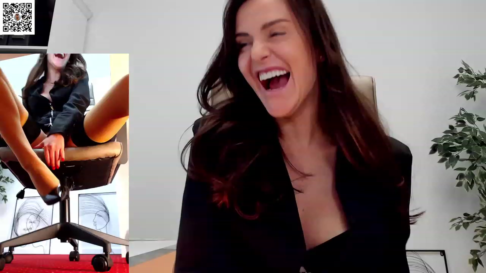 Gallery image thumbnail from LegswAttitude's myfreecams stream on, 12/11/2023, 12:58 image 12 of 20