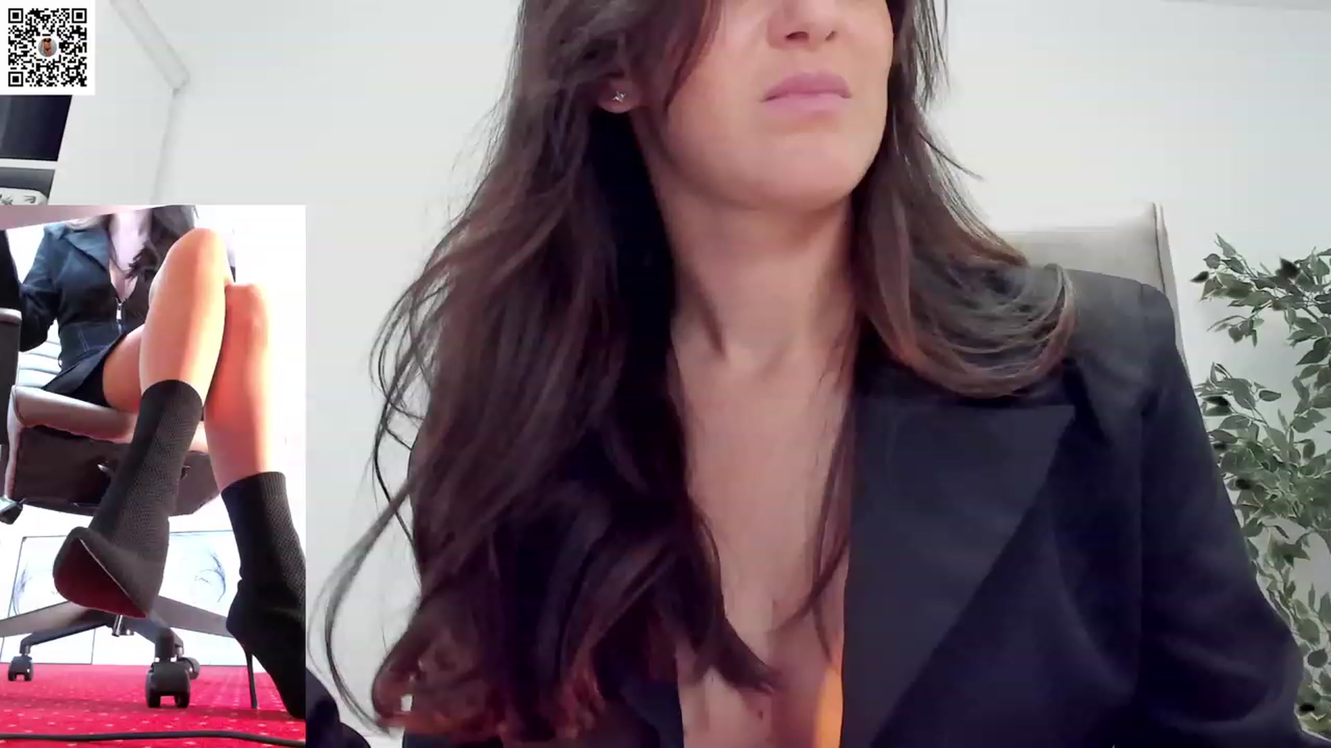 Gallery image thumbnail from LegswAttitude's myfreecams stream on, 12/11/2023, 12:58 image 1 of 20