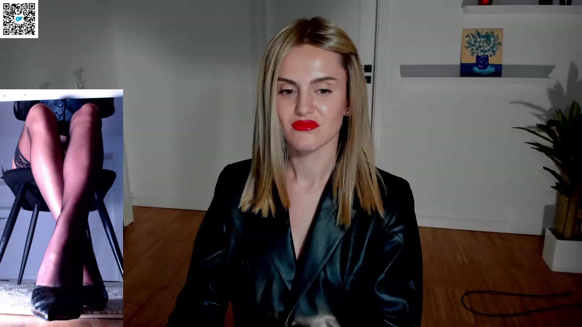 Gallery image thumbnail from LegswAttitude's myfreecams stream on, 12/16/2023, 15:52 image 12 of 20