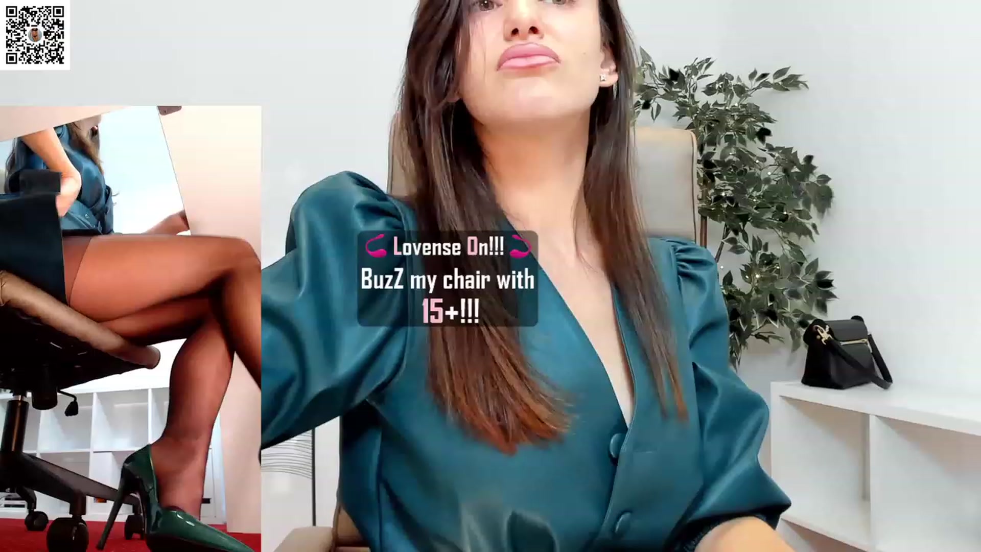 Gallery image thumbnail from LegswAttitude's myfreecams stream on, 12/19/2023, 08:42 image 16 of 20