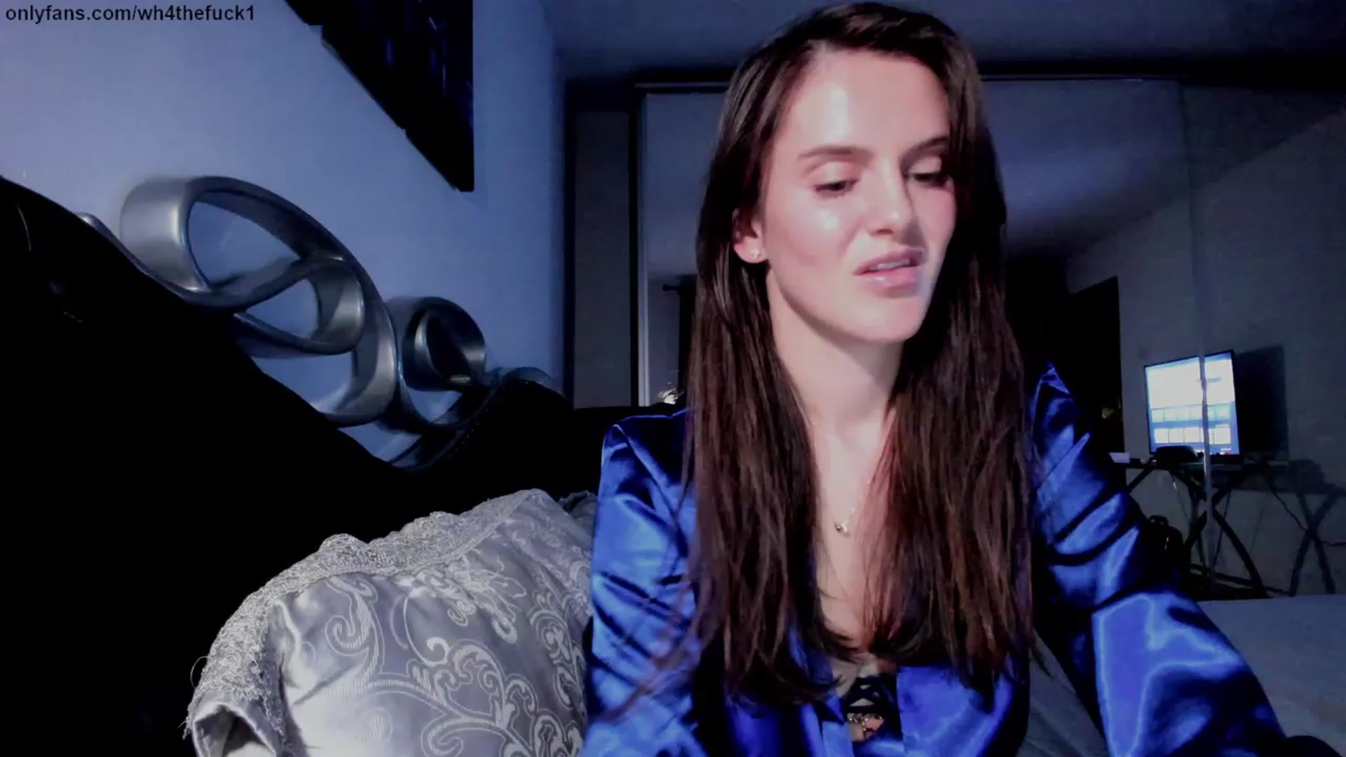 Gallery image thumbnail from LegswAttitude's myfreecams stream on, 12/20/2023, 16:16 image 20 of 20