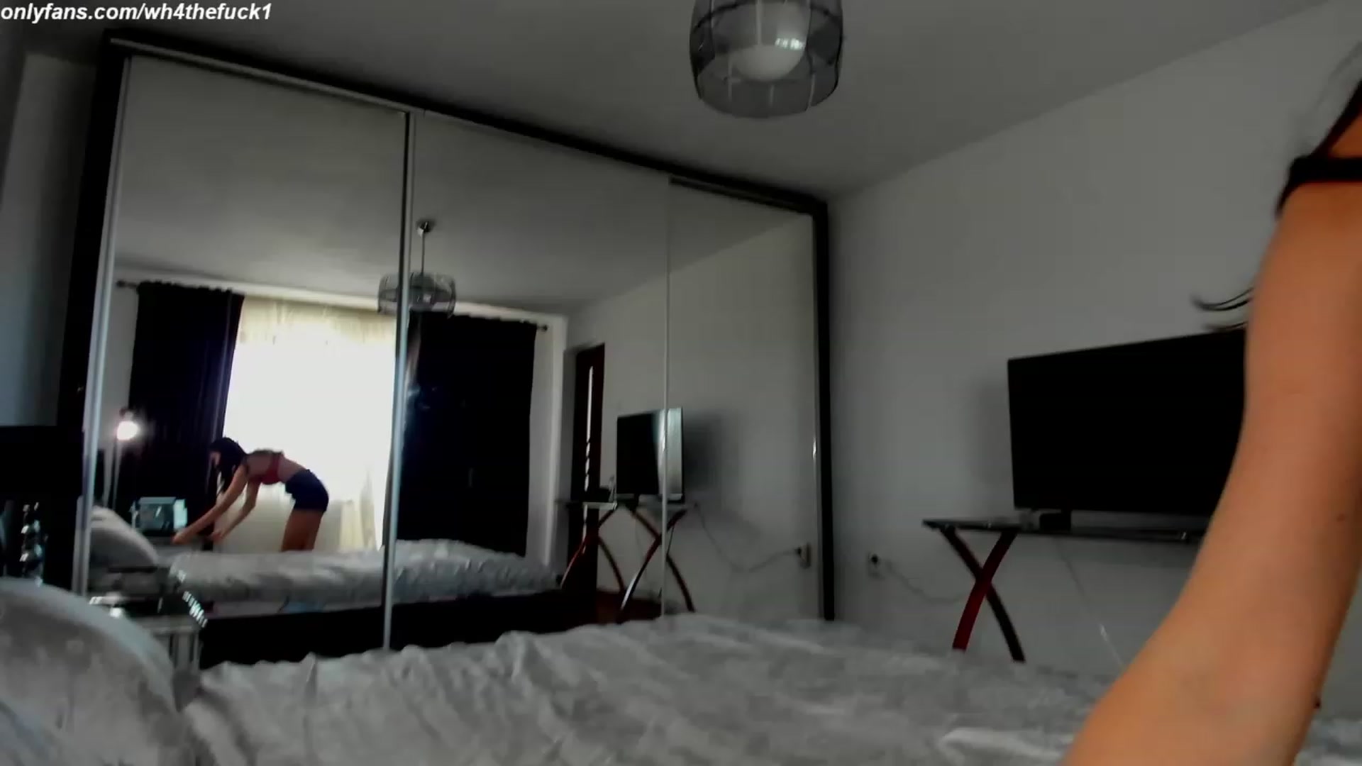Gallery image thumbnail from LegswAttitude's myfreecams stream on, 12/24/2023, 14:02 image 15 of 20