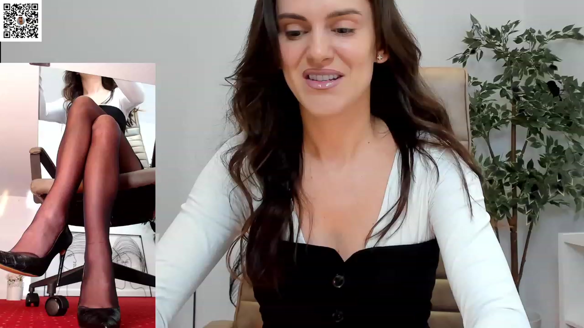 Gallery image thumbnail from LegswAttitude's myfreecams stream on, 01/09/2024, 12:48 image 6 of 20