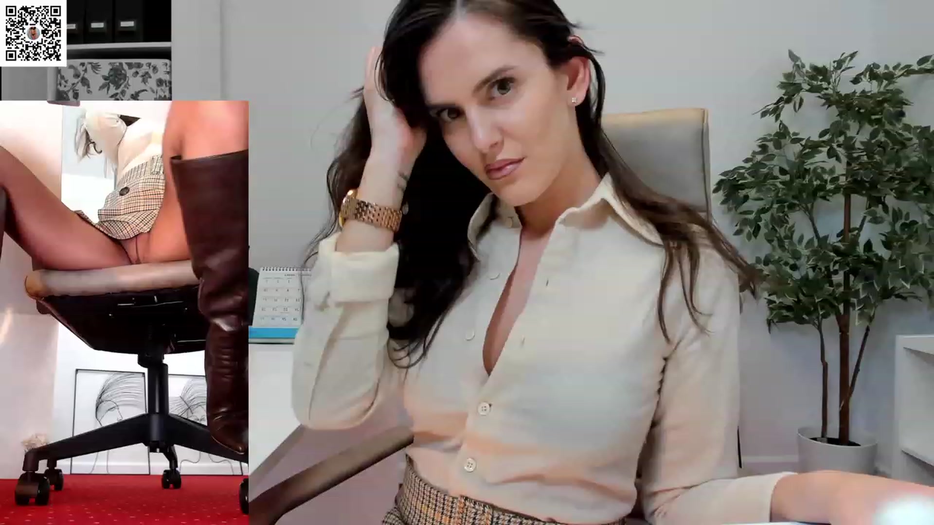 Gallery image thumbnail from LegswAttitude's myfreecams stream on, 01/10/2024, 14:02 image 13 of 20