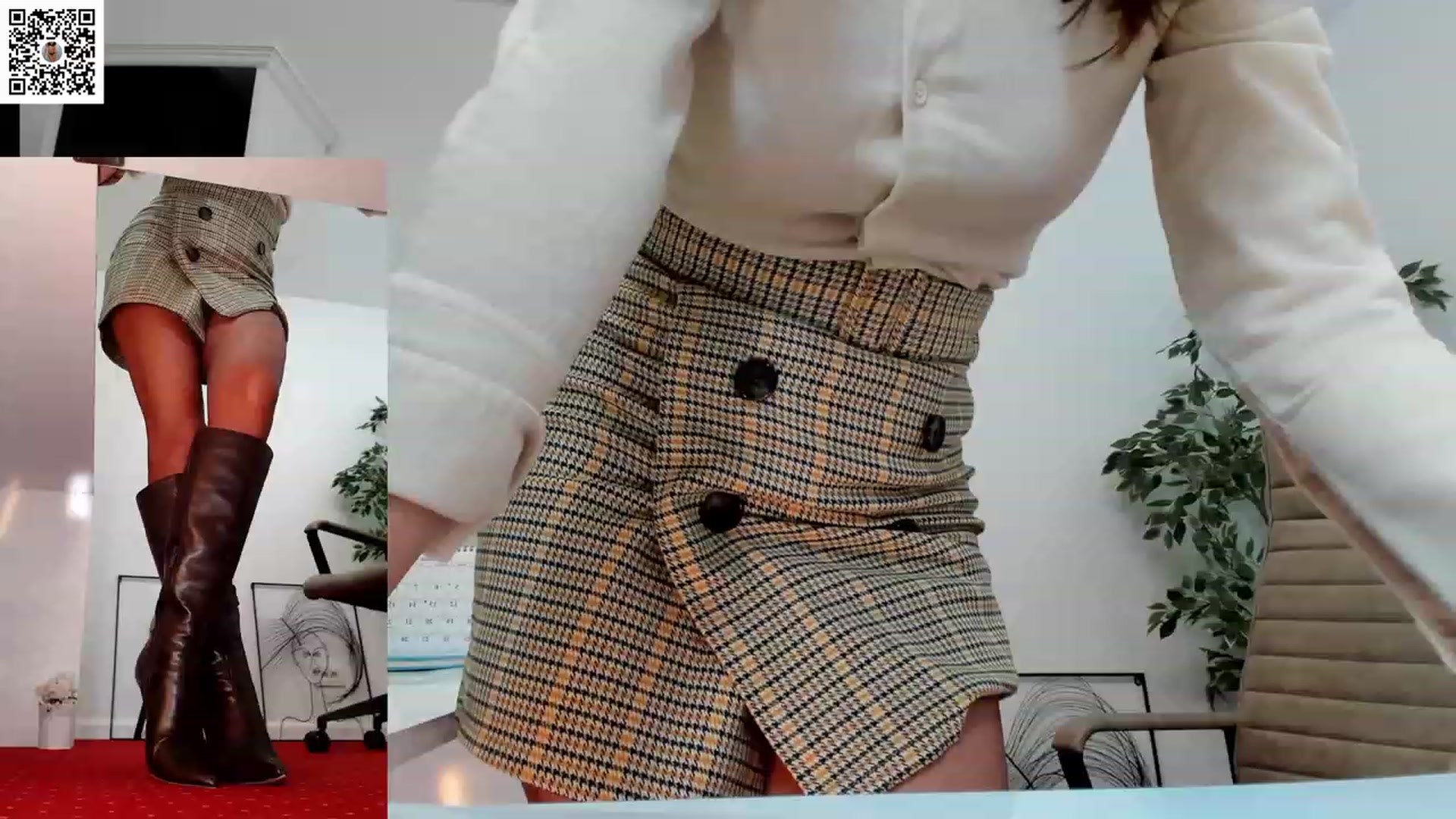 Gallery image thumbnail from LegswAttitude's myfreecams stream on, 01/10/2024, 15:44 image 10 of 20
