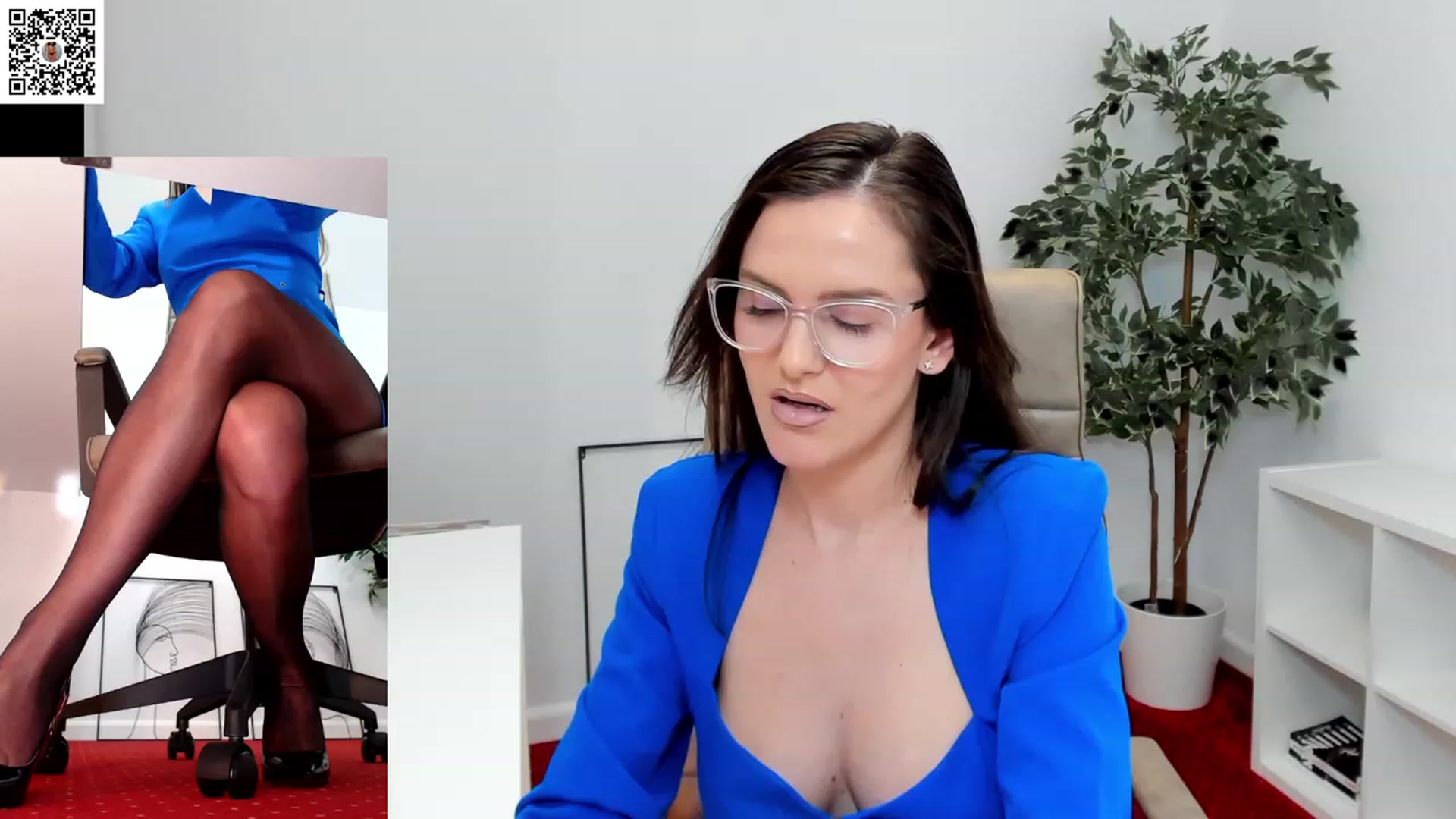 Gallery image thumbnail from LegswAttitude's myfreecams stream on, 01/17/2024, 10:48 image 16 of 20