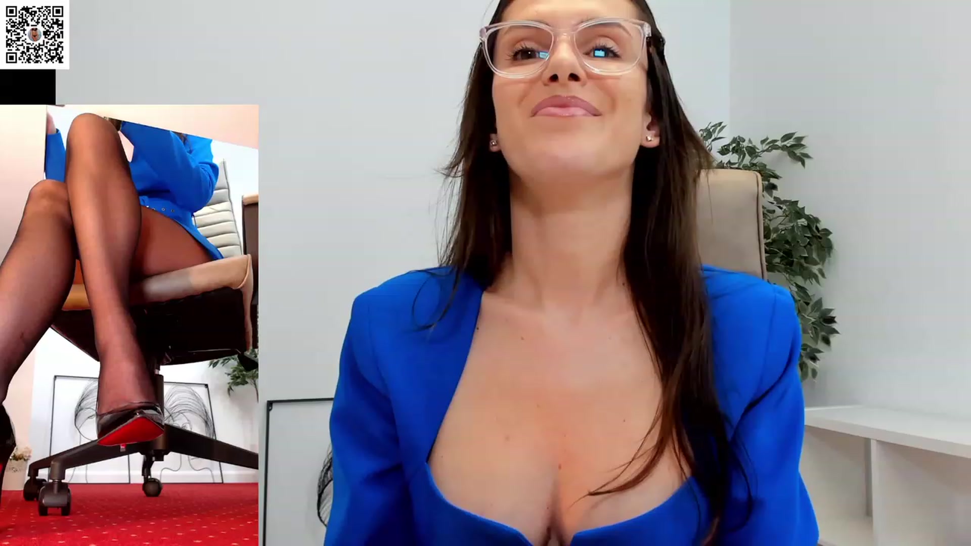 Gallery image thumbnail from LegswAttitude's myfreecams stream on, 01/17/2024, 14:40 image 13 of 20
