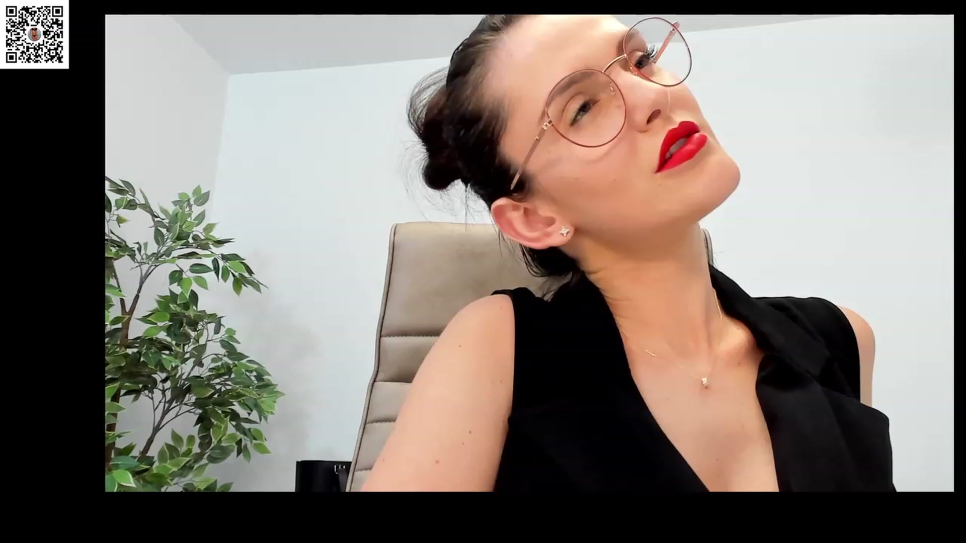 Gallery image thumbnail from LegswAttitude's myfreecams stream on, 01/26/2024, 16:34 image 2 of 20