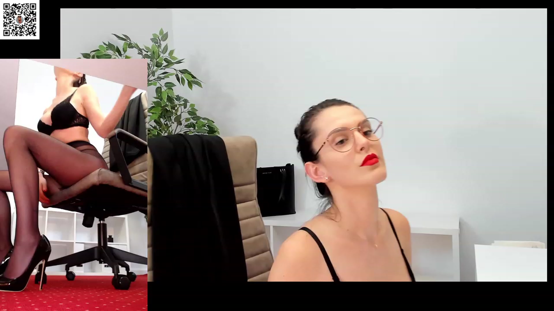 Gallery image thumbnail from LegswAttitude's myfreecams stream on, 01/26/2024, 16:34 image 6 of 20