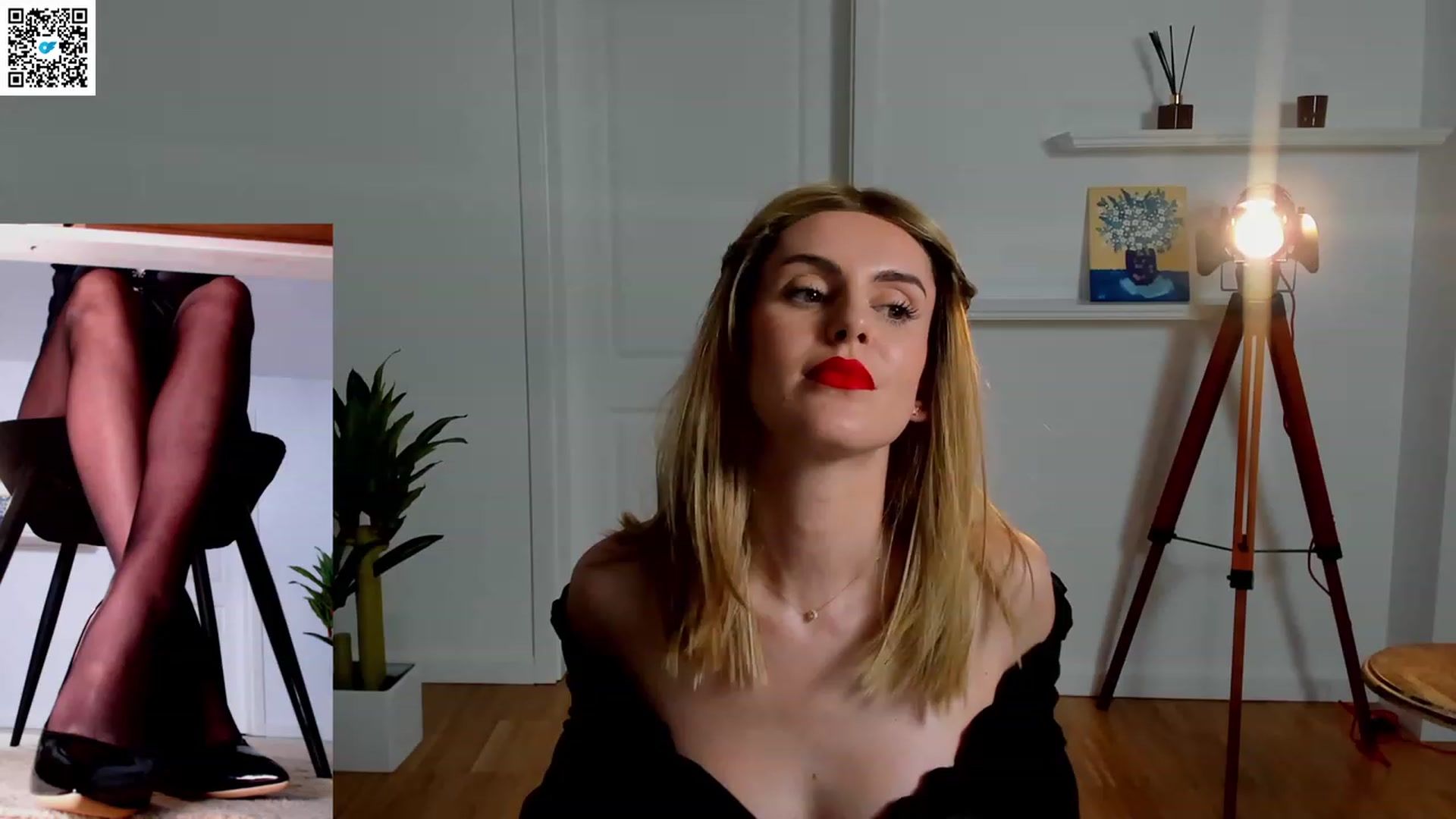 Gallery image thumbnail from LegswAttitude's myfreecams stream on, 01/28/2024, 14:46 image 9 of 20