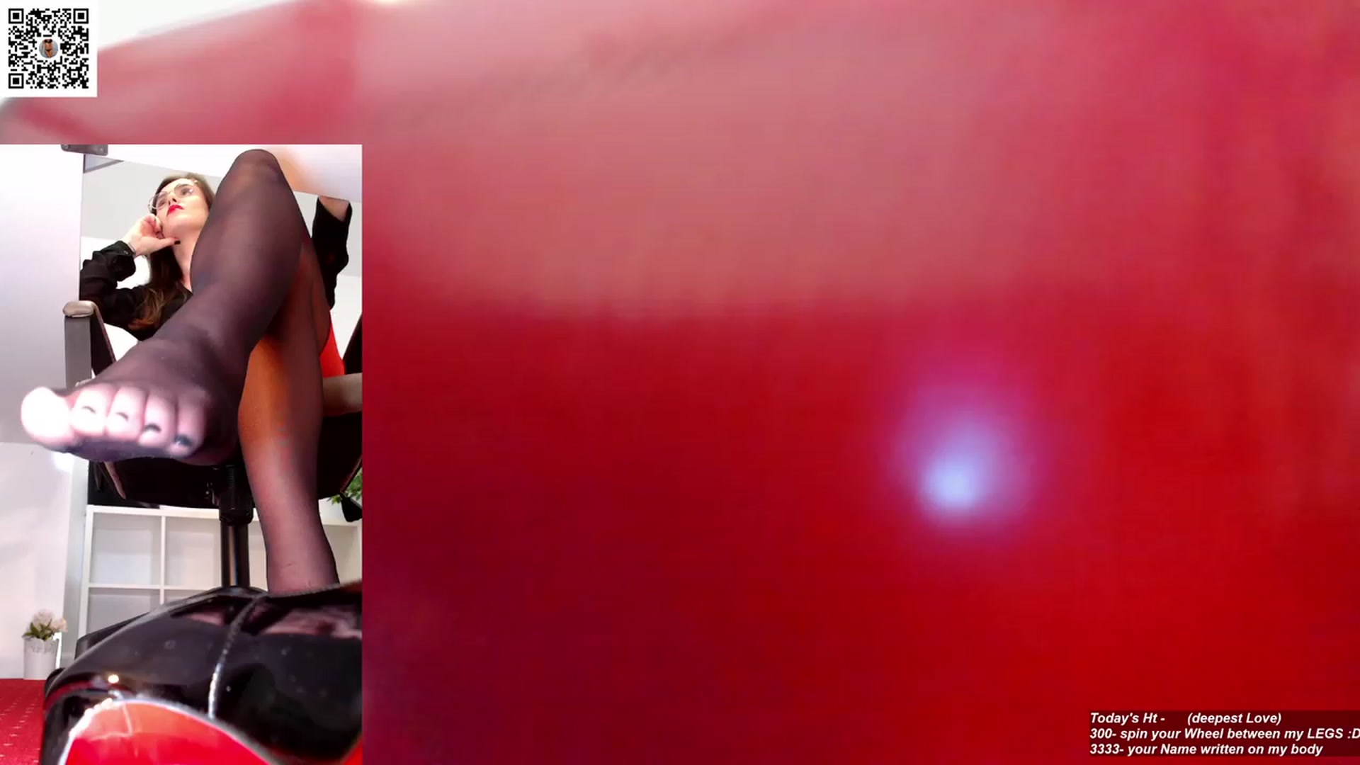 Gallery image thumbnail from LegswAttitude's myfreecams stream on, 02/14/2024, 12:27 image 18 of 20