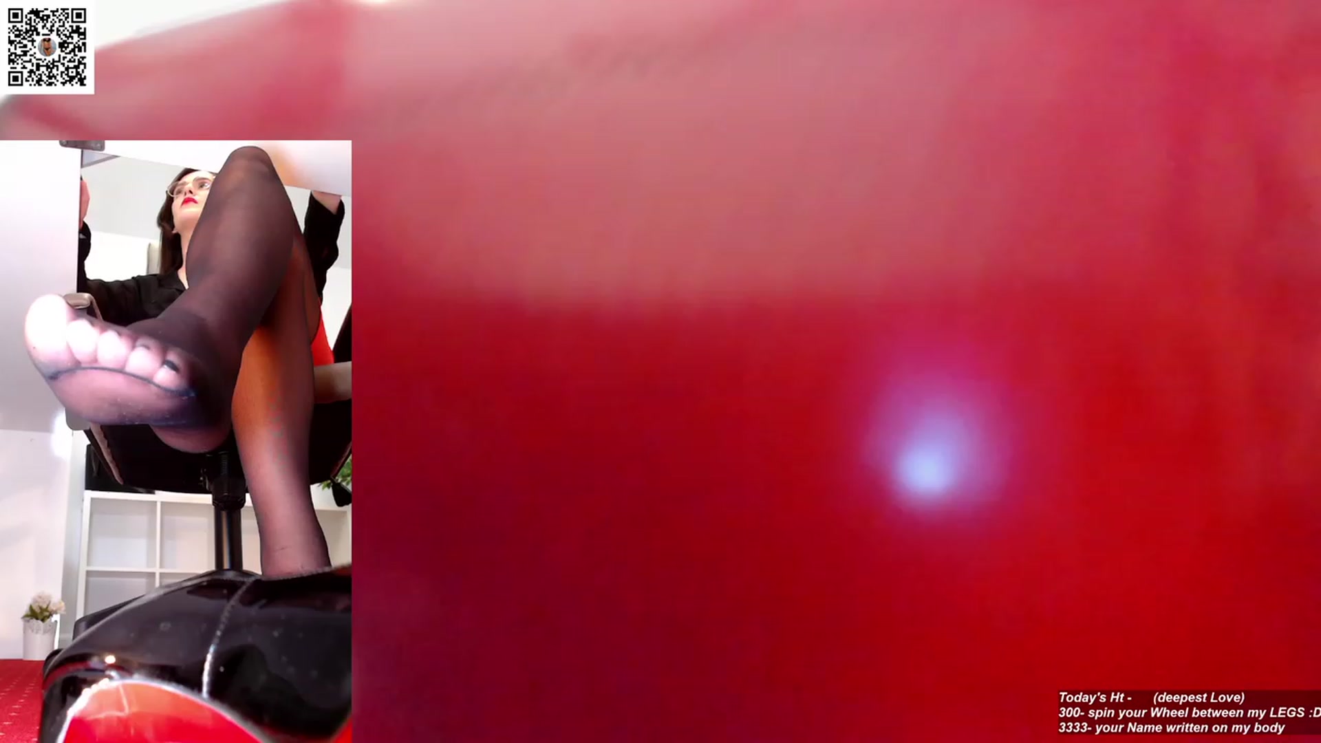 Gallery image thumbnail from LegswAttitude's myfreecams stream on, 02/14/2024, 12:27 image 19 of 20