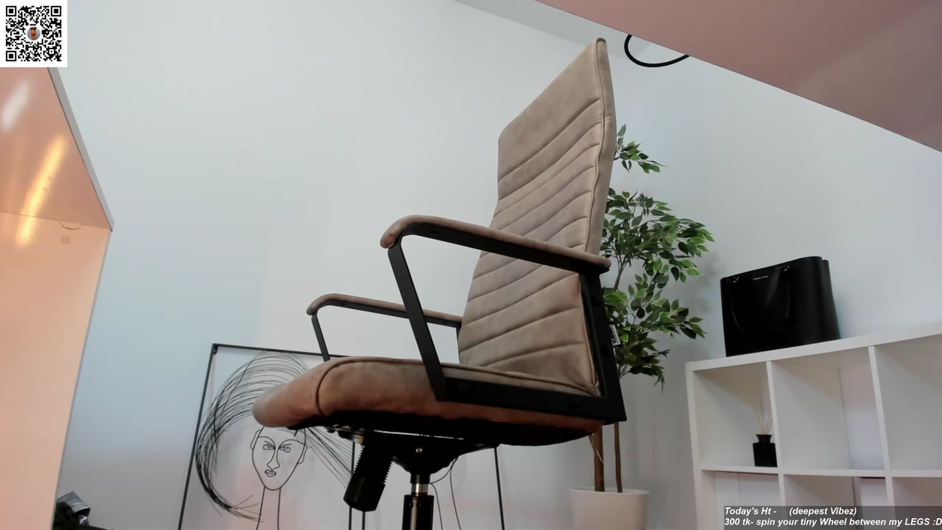 Gallery image thumbnail from LegswAttitude's myfreecams stream on, 02/21/2024, 14:49 image 18 of 20