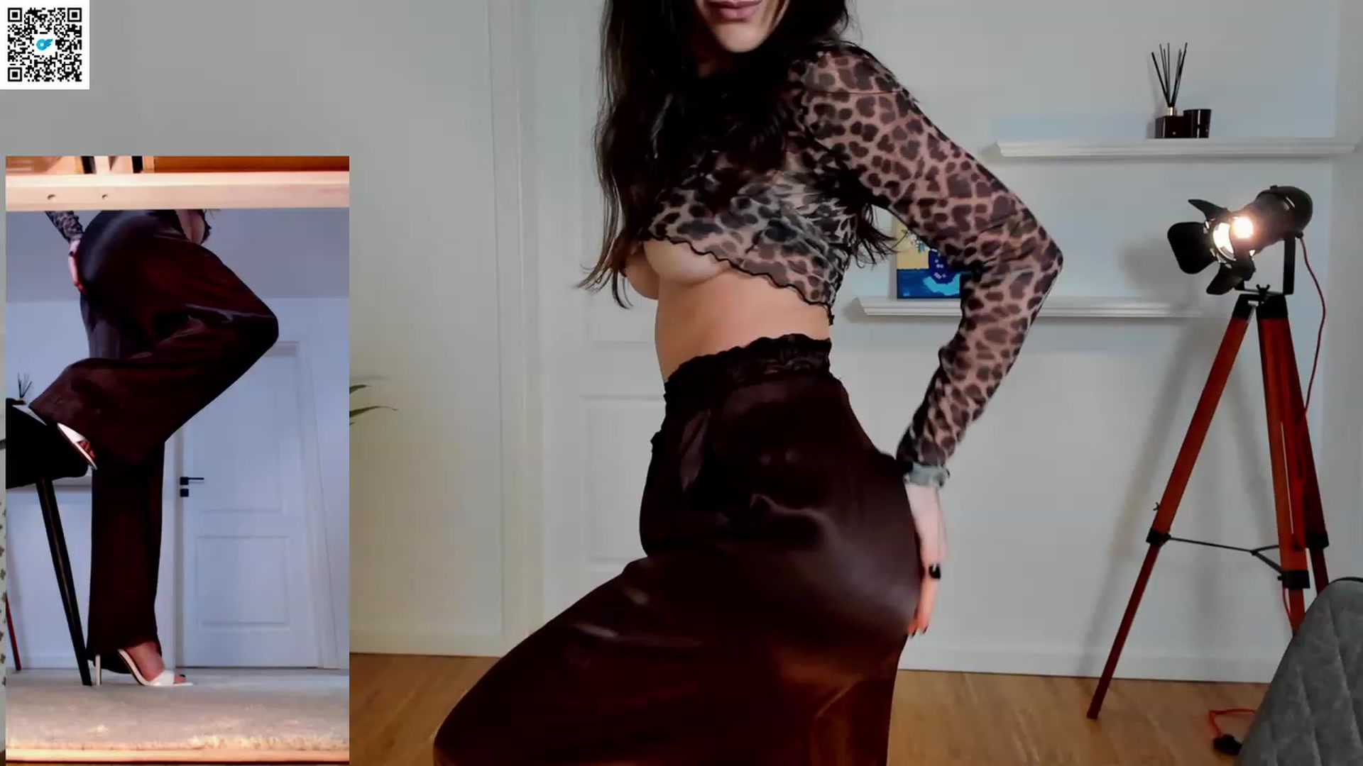 Gallery image thumbnail from LegswAttitude's myfreecams stream on, 03/20/2024, 12:06 image 3 of 20